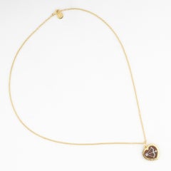 14 Carat Gold Beaded Pendant with Sea Shell Cameos