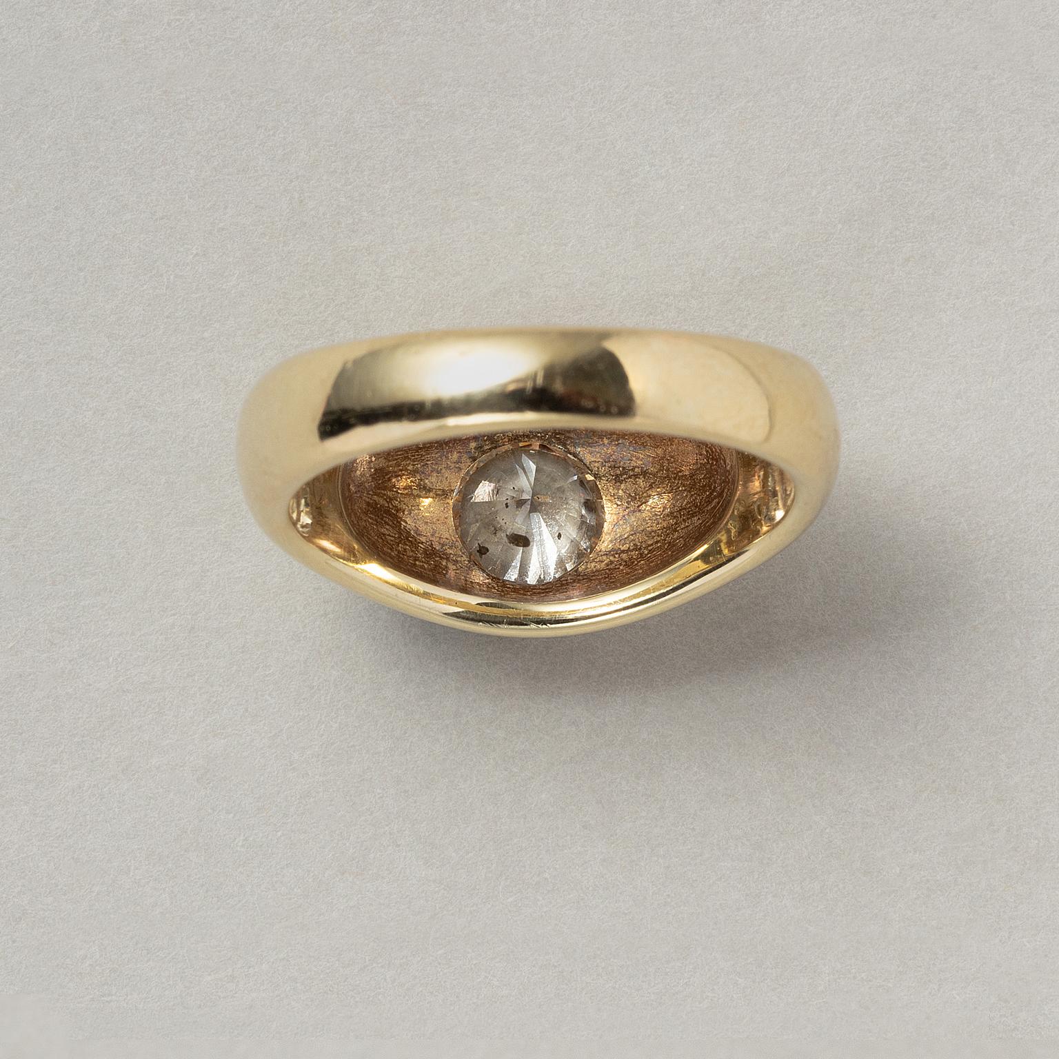 14 Carat Gold Ring with Diamond In Good Condition For Sale In Amsterdam, NL