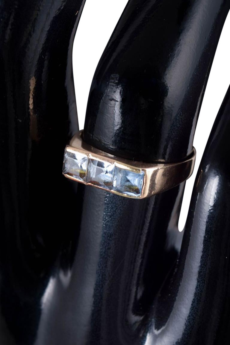 14-carat gold ring with light blue synthetic spinels. Denmark, 1930s