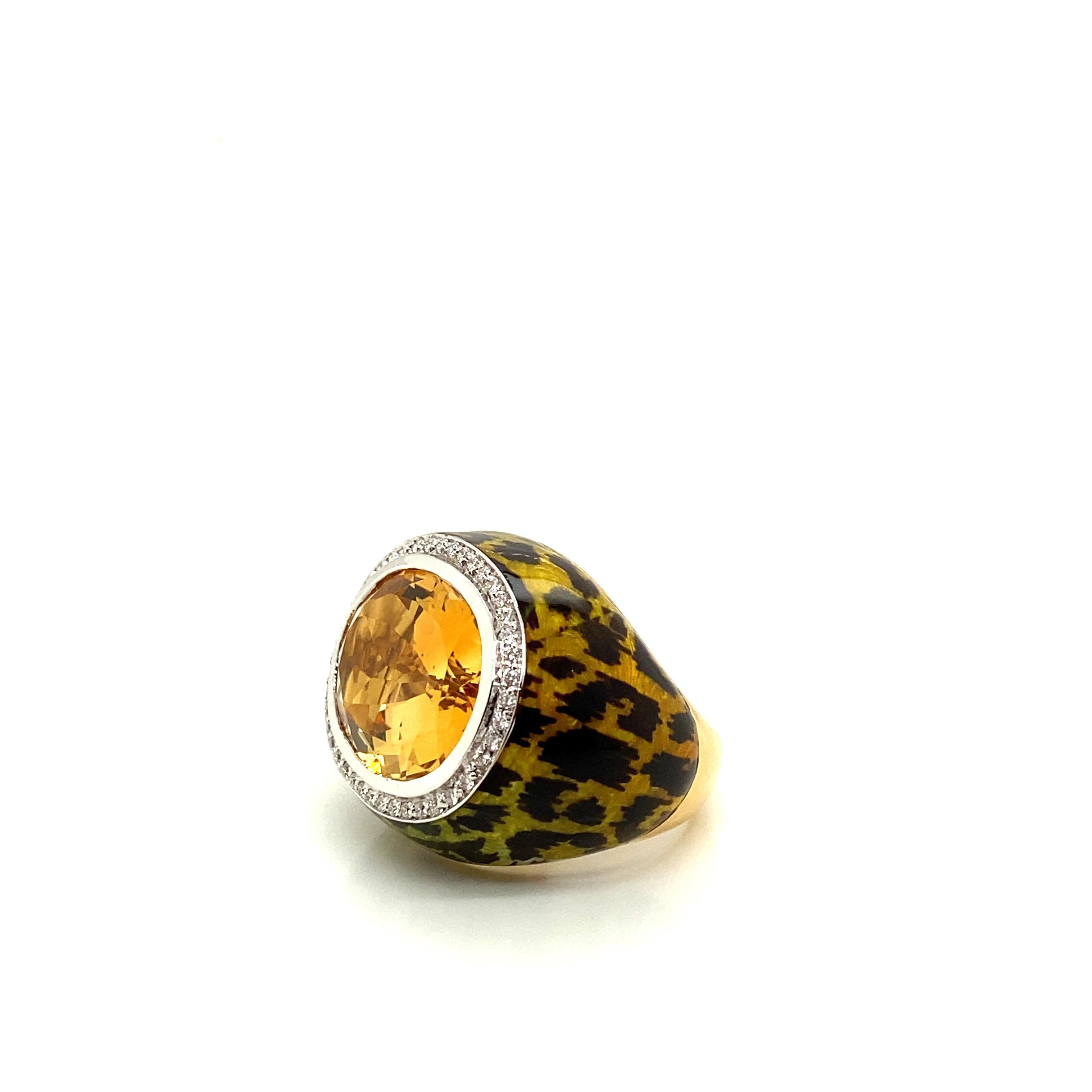 14 Carat Natural Oval-Cut Citrine and Diamond Gold Engagement Ring For Sale 2