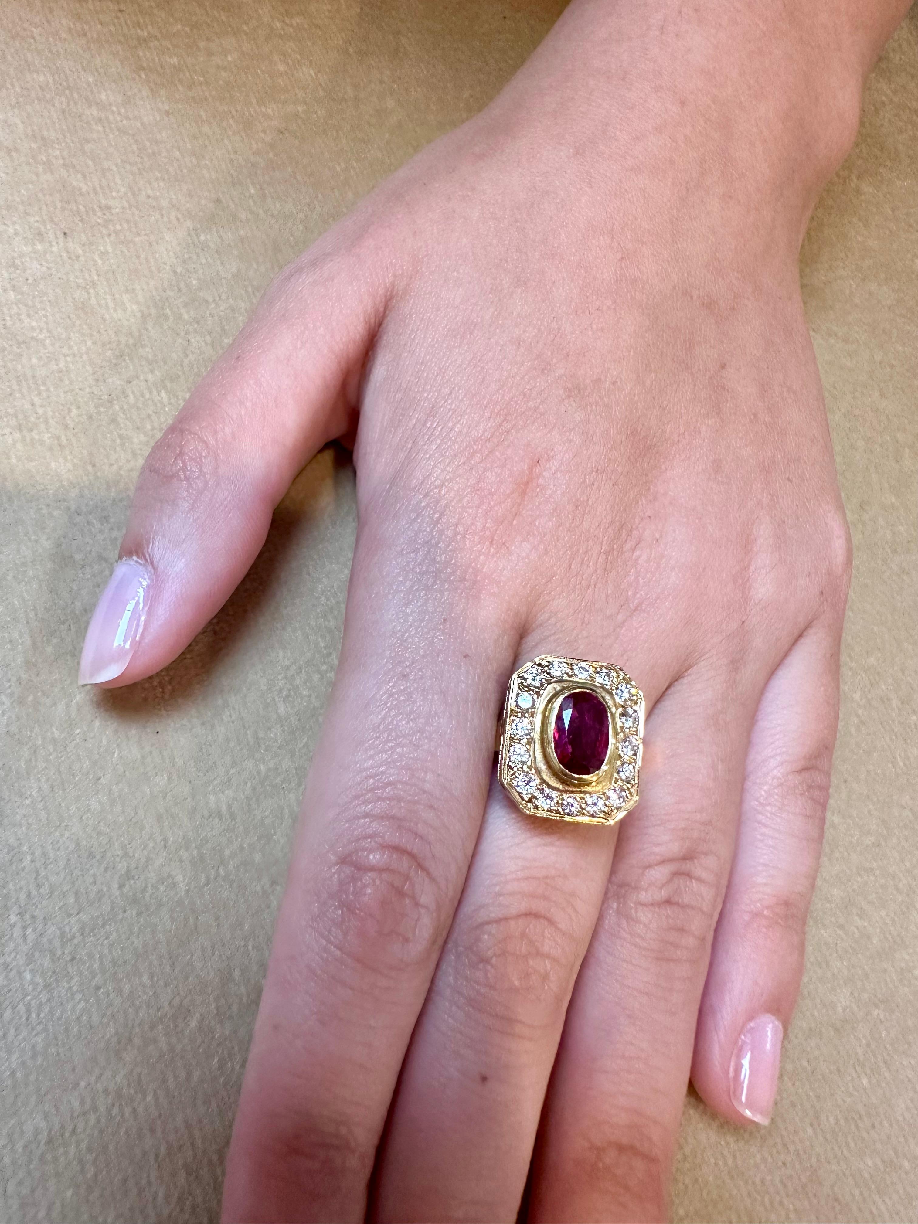 1.4 Carat Natural Oval  Ruby and 0.80 Carat Diamond 18 Karat Gold Ring For Sale 6