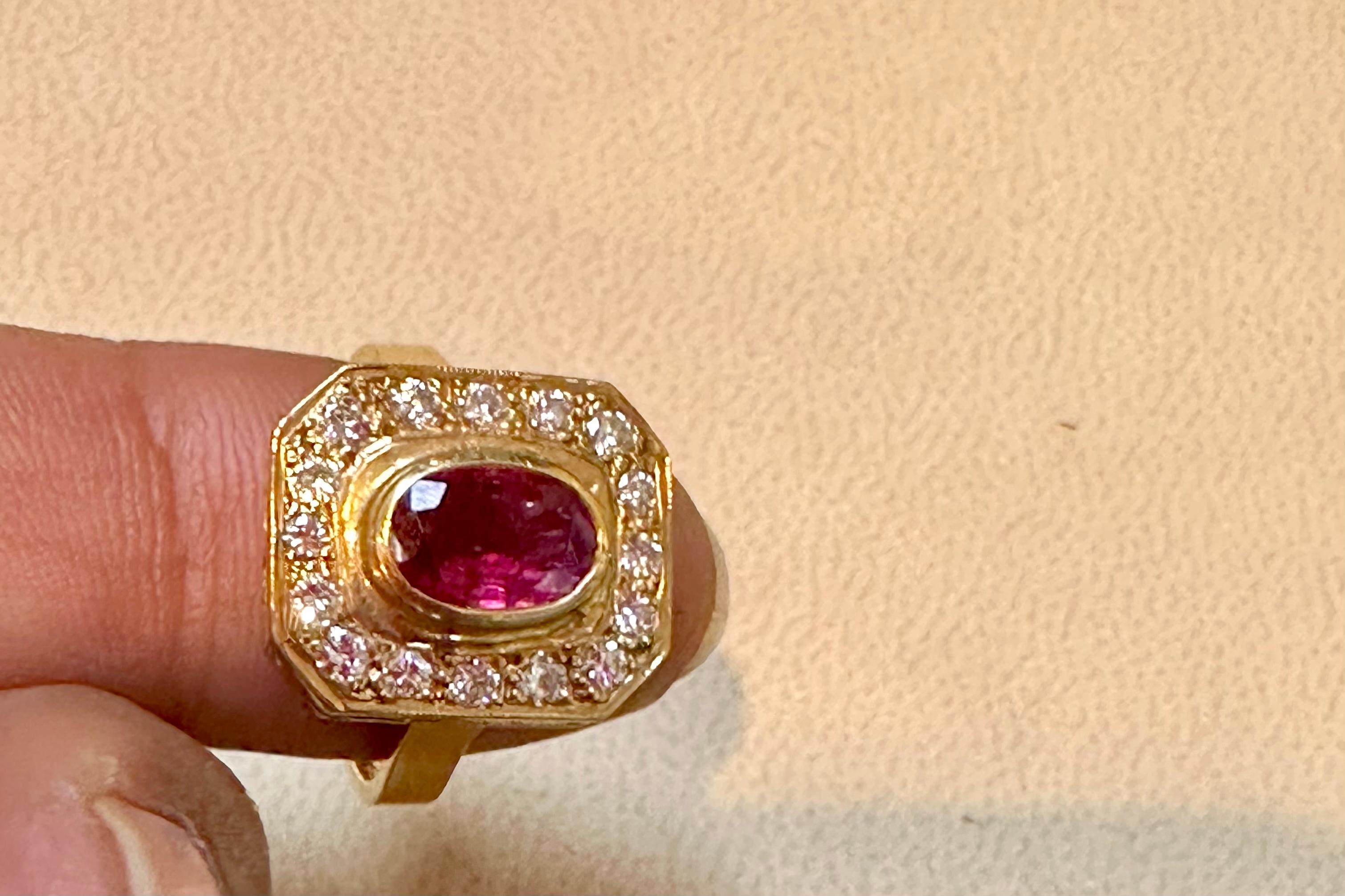 1.4 Carat Natural Oval  Ruby and 0.80 Carat Diamond 18 Karat Gold Ring For Sale 2