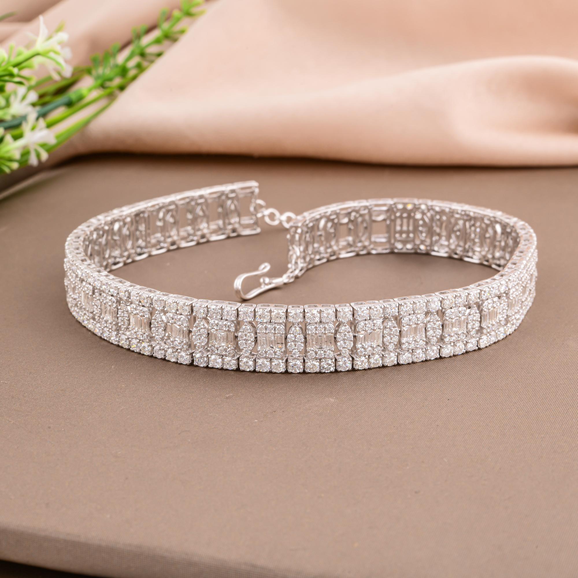 14 Carat SI/H Baguette Round Brilliant Cut Diamond Necklace 18 Karat White Gold For Sale 4