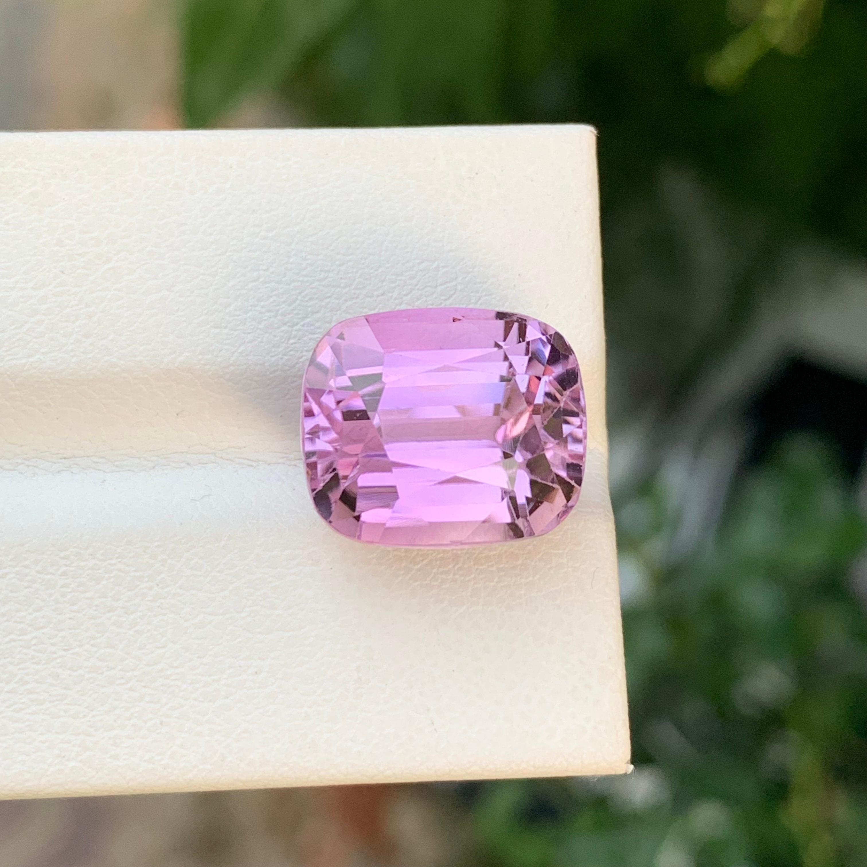 14 Carati di splendida Kunzite rosa sfusa a forma di cuscino per la creazione di gioielli in vendita 4