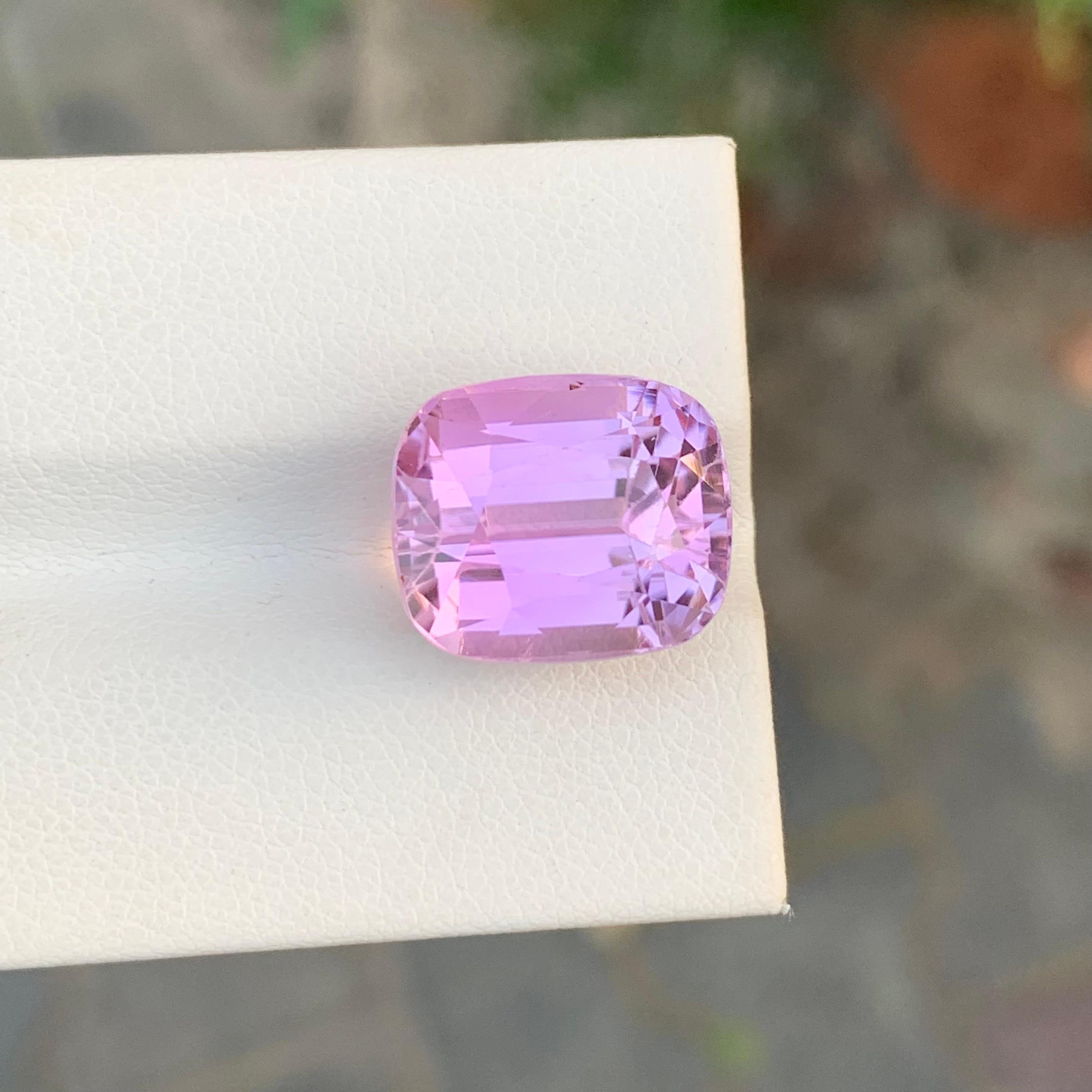 14 Carati di splendida Kunzite rosa sfusa a forma di cuscino per la creazione di gioielli in vendita 2