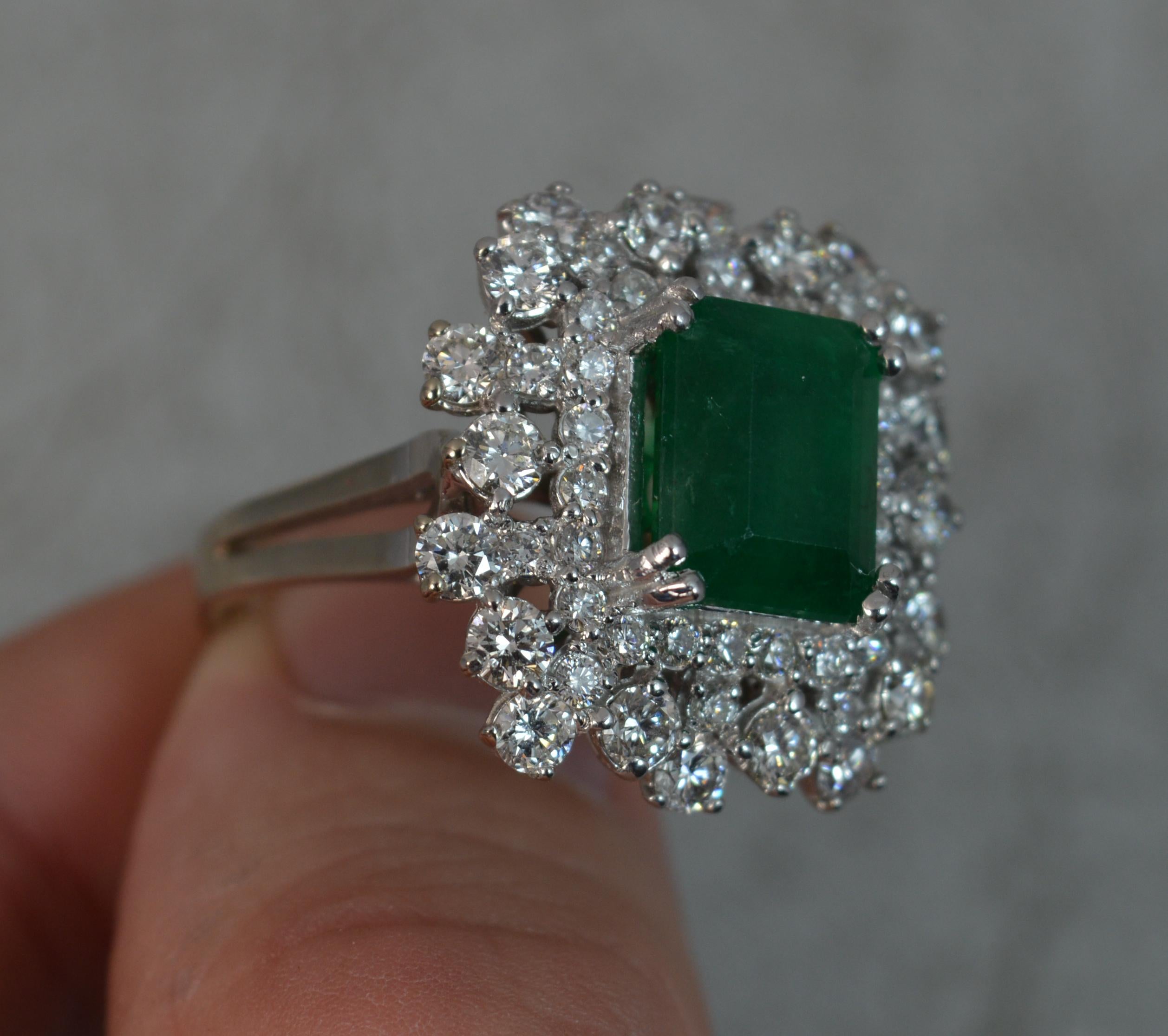 14 Carat White Gold Emerald VS1 2.25 Carat Diamond Cluster Ring 4