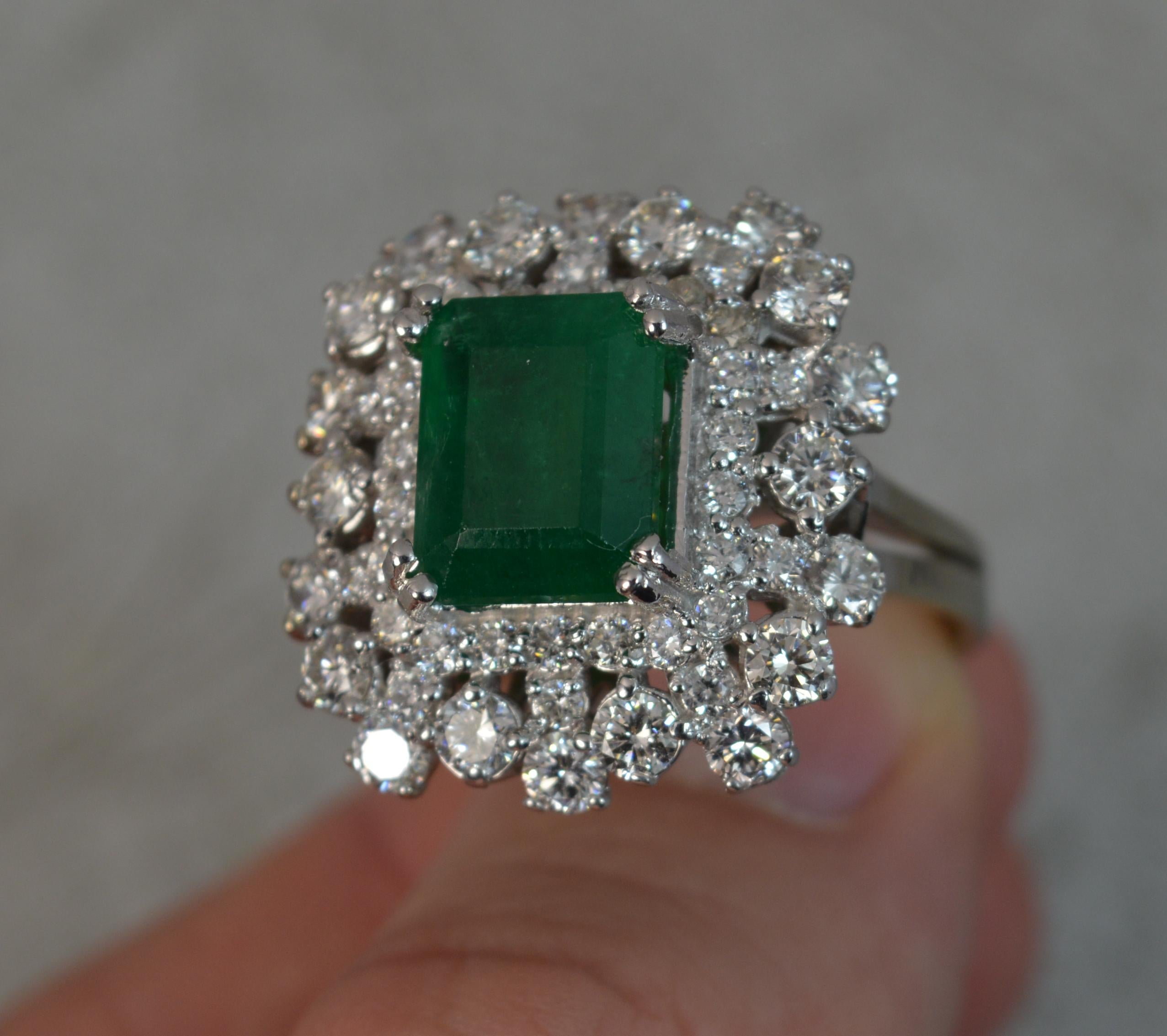 14 Carat White Gold Emerald VS1 2.25 Carat Diamond Cluster Ring 3