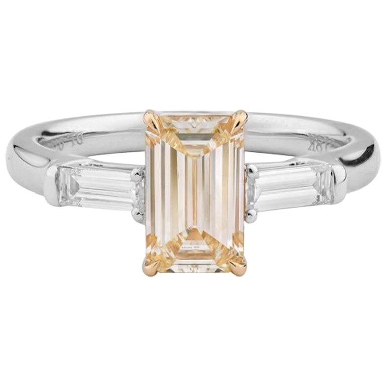 1.4 Carat Yellow Diamond Ring For Sale at 1stDibs