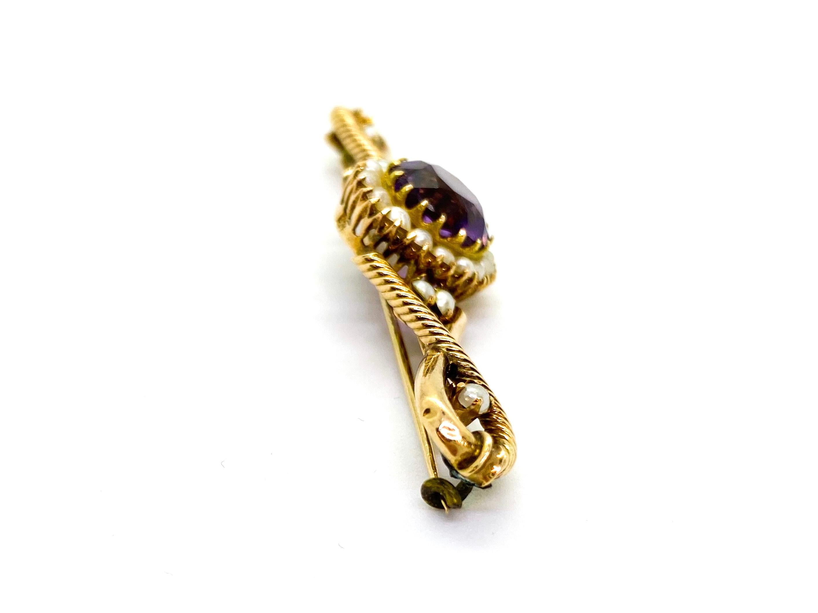 14 Carat Yellow Gold Amethyst Pearls Russia Brooch
14k Russian Gold Stamp 56
Width 1.5cm, Lenght 5.8cm, Depth 1.1cm
Some tin reipairs