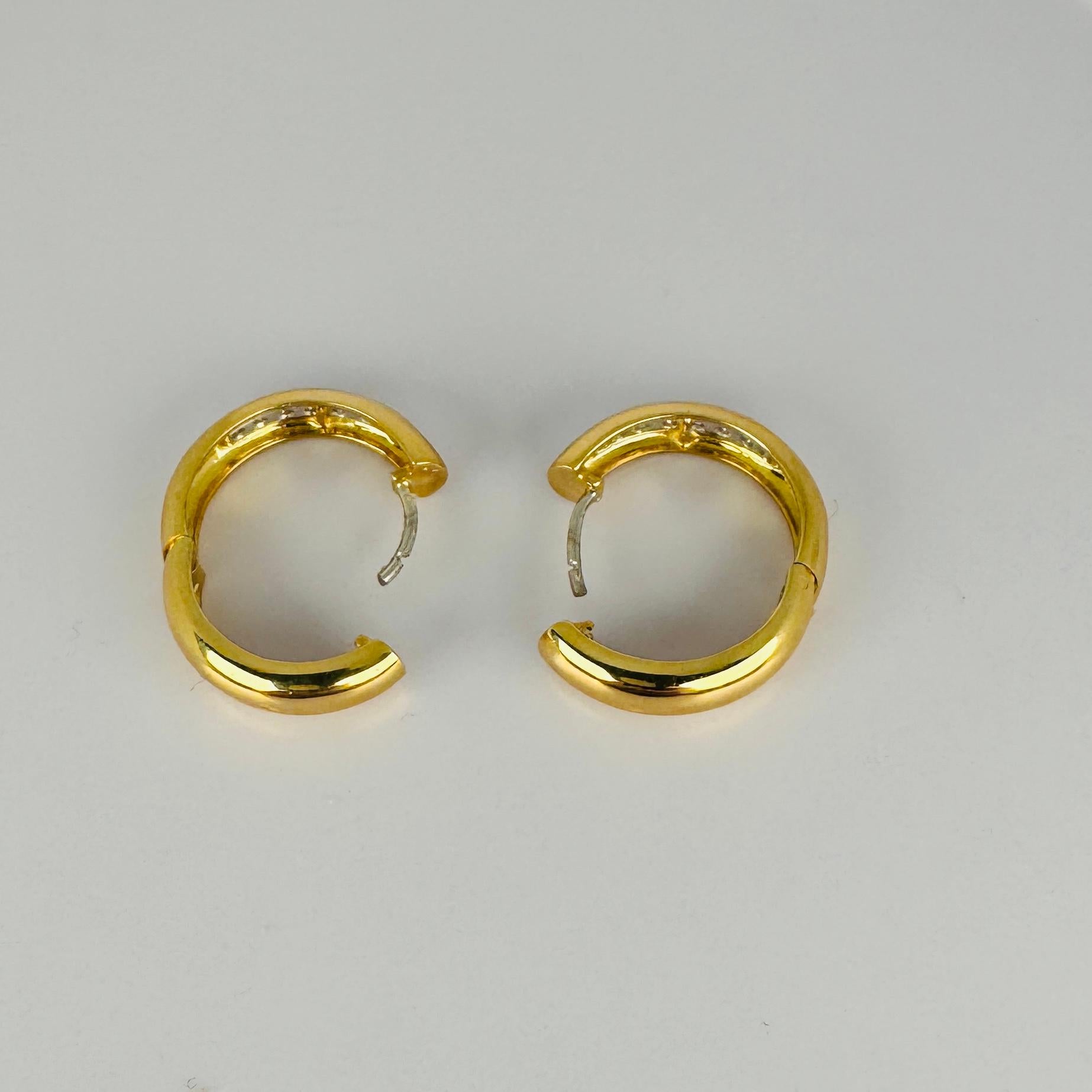 14 carat yellow gold earrings brilliant cut 16 diamonds clarity si 0.64 carat For Sale 3