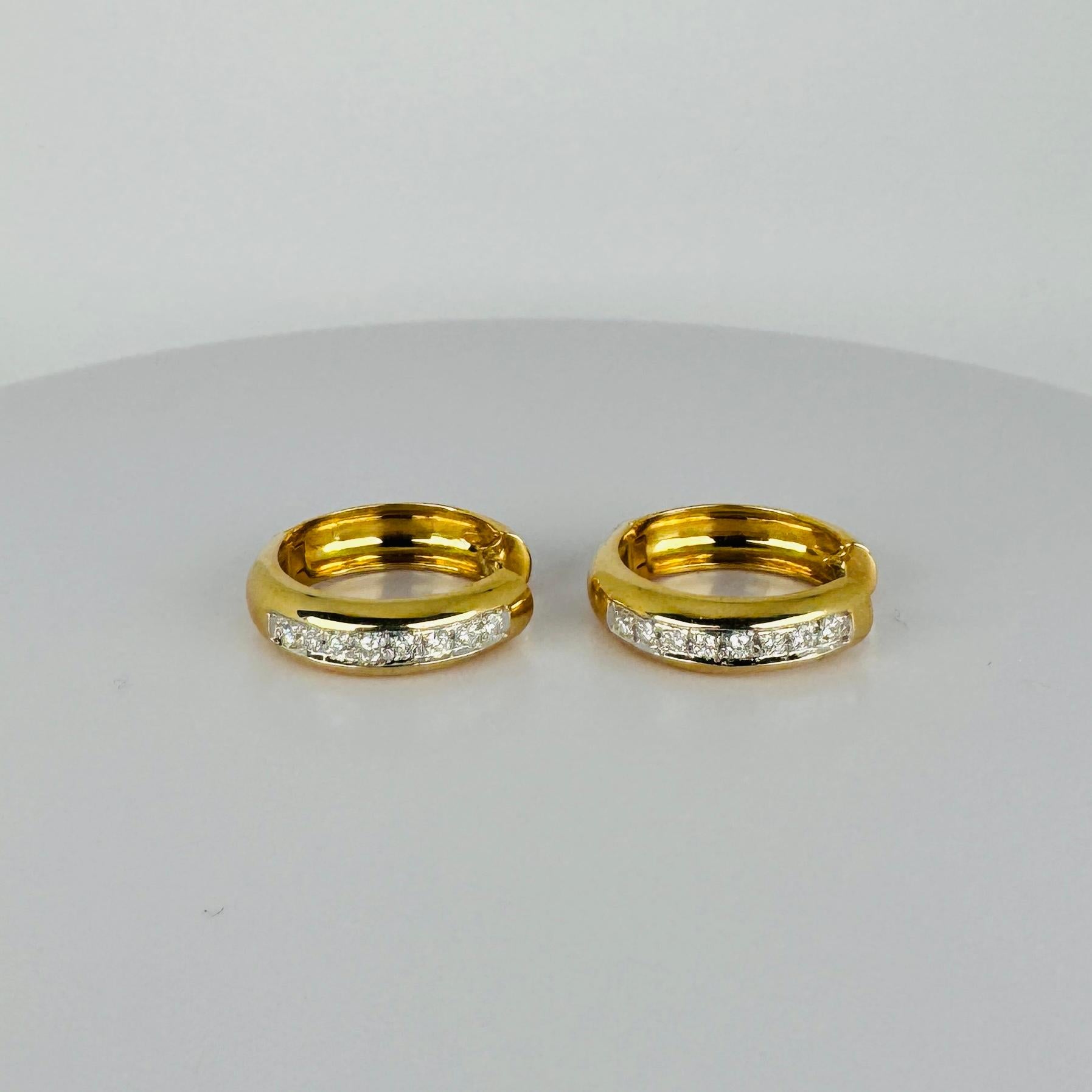 14 carat yellow gold earrings brilliant cut 16 diamonds clarity si 0.64 carat For Sale 4