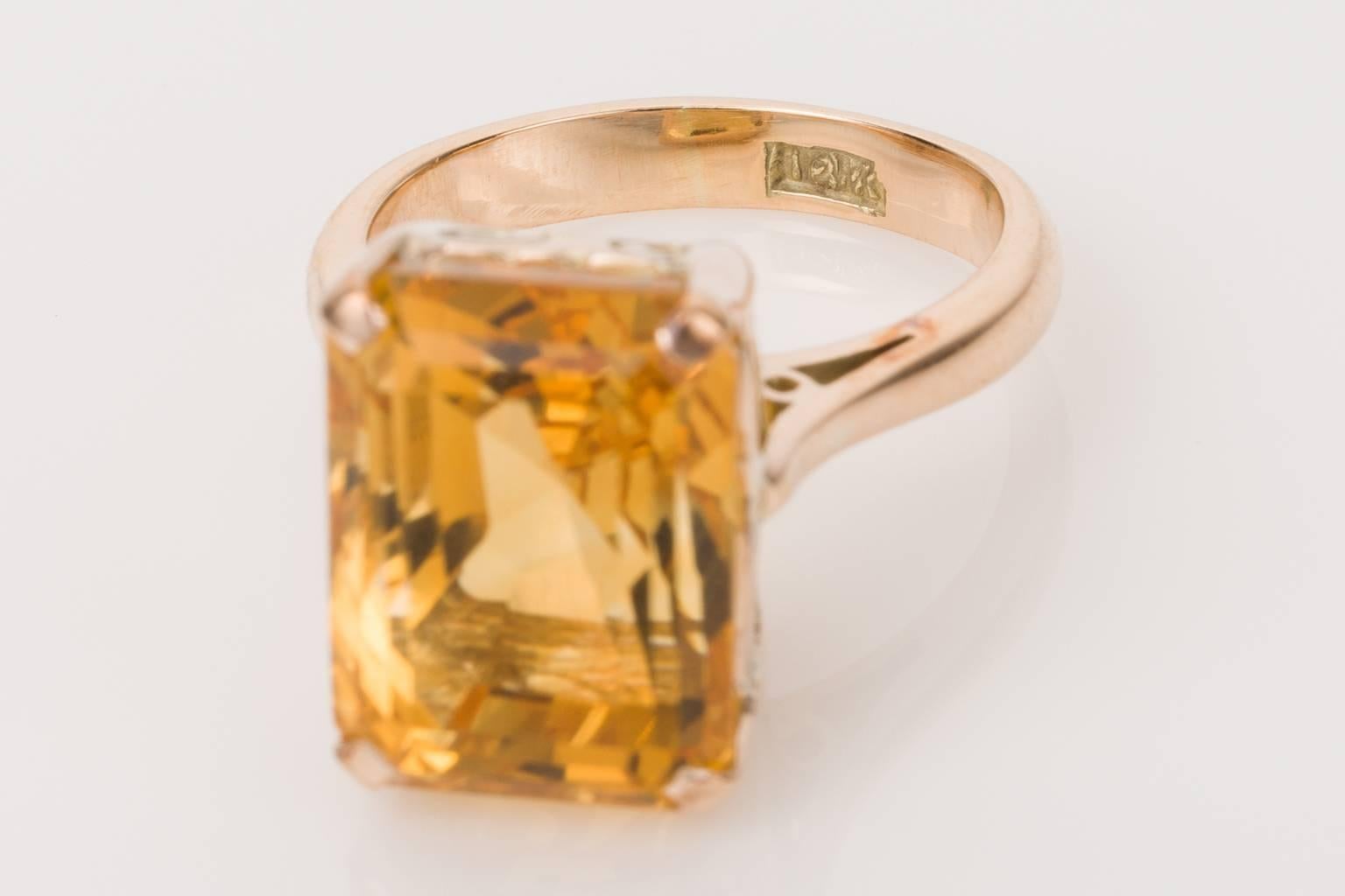 14 Carat Yellow Gold Emerald Cut Citrine Cocktail Ring In Excellent Condition In QLD , AU