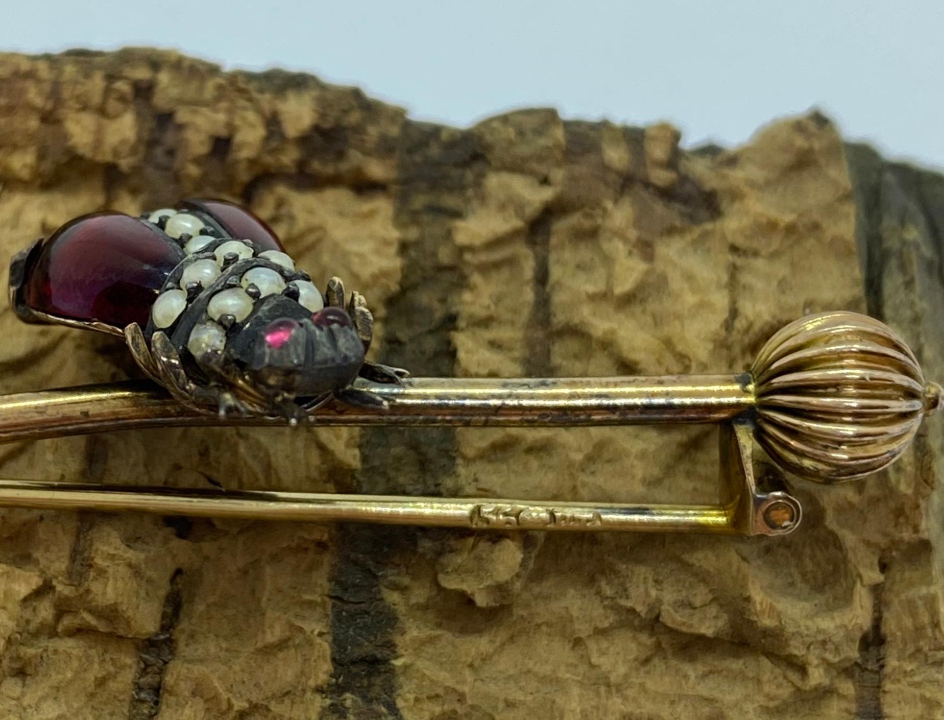 14 Carat Yellow Gold Grenades Pearls Russia Fly Stickpin For Sale 1