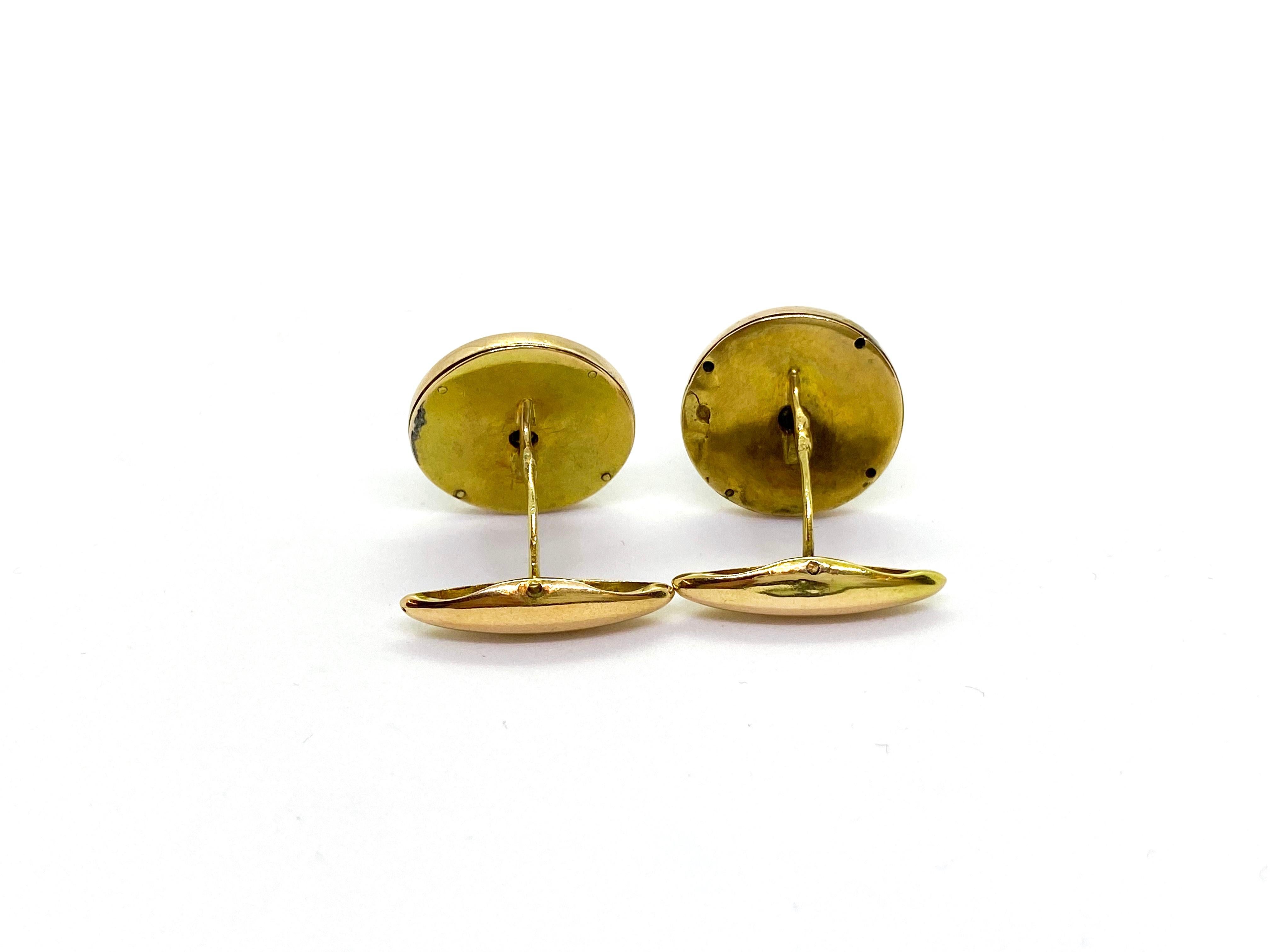 14 Carat Yellow Gold Guilloche Enamel NV Russia Red Stone Cufflinks For Sale 2