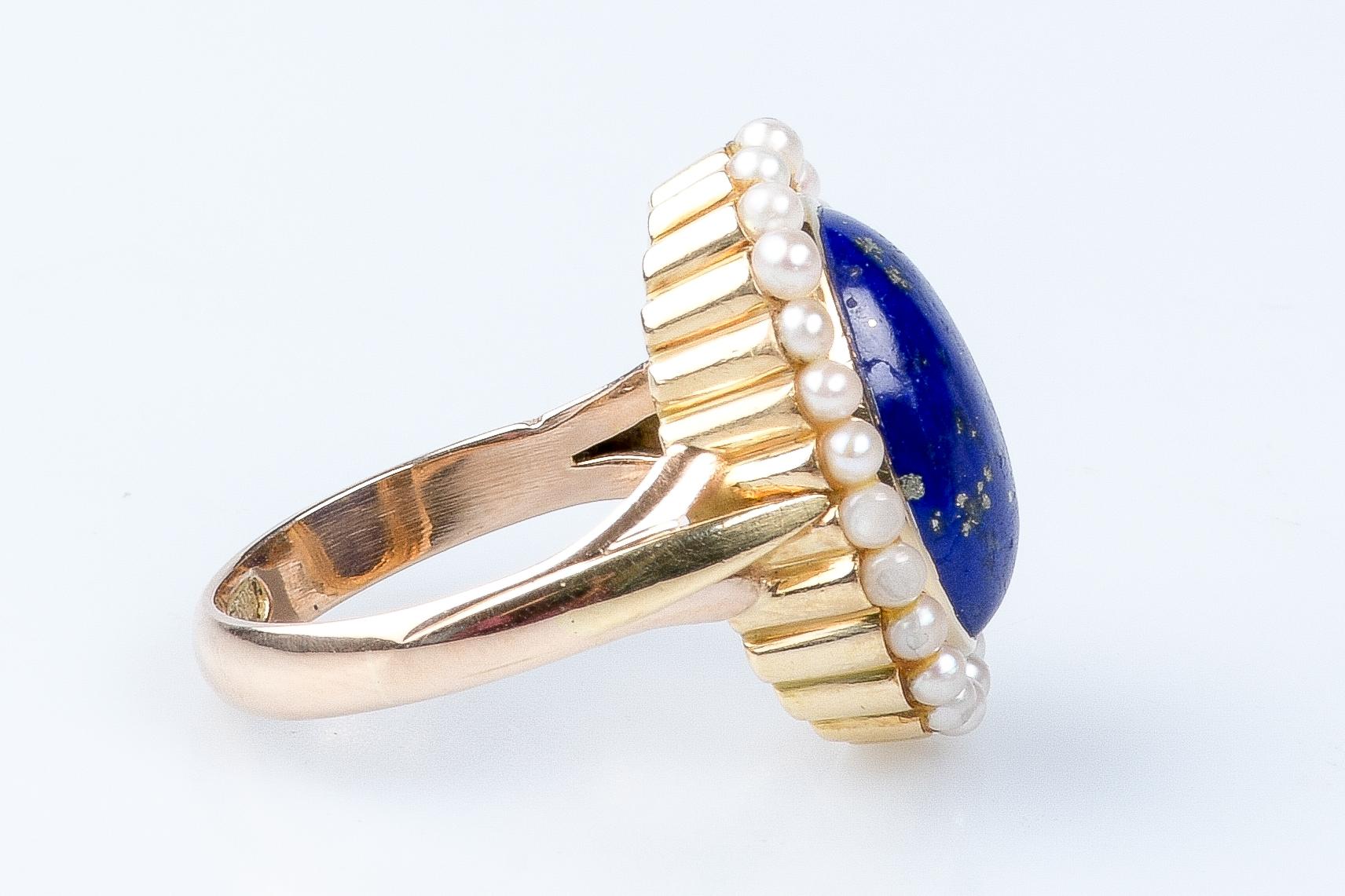 14 carat yellow gold lapis lazuli and pearls ring For Sale 3