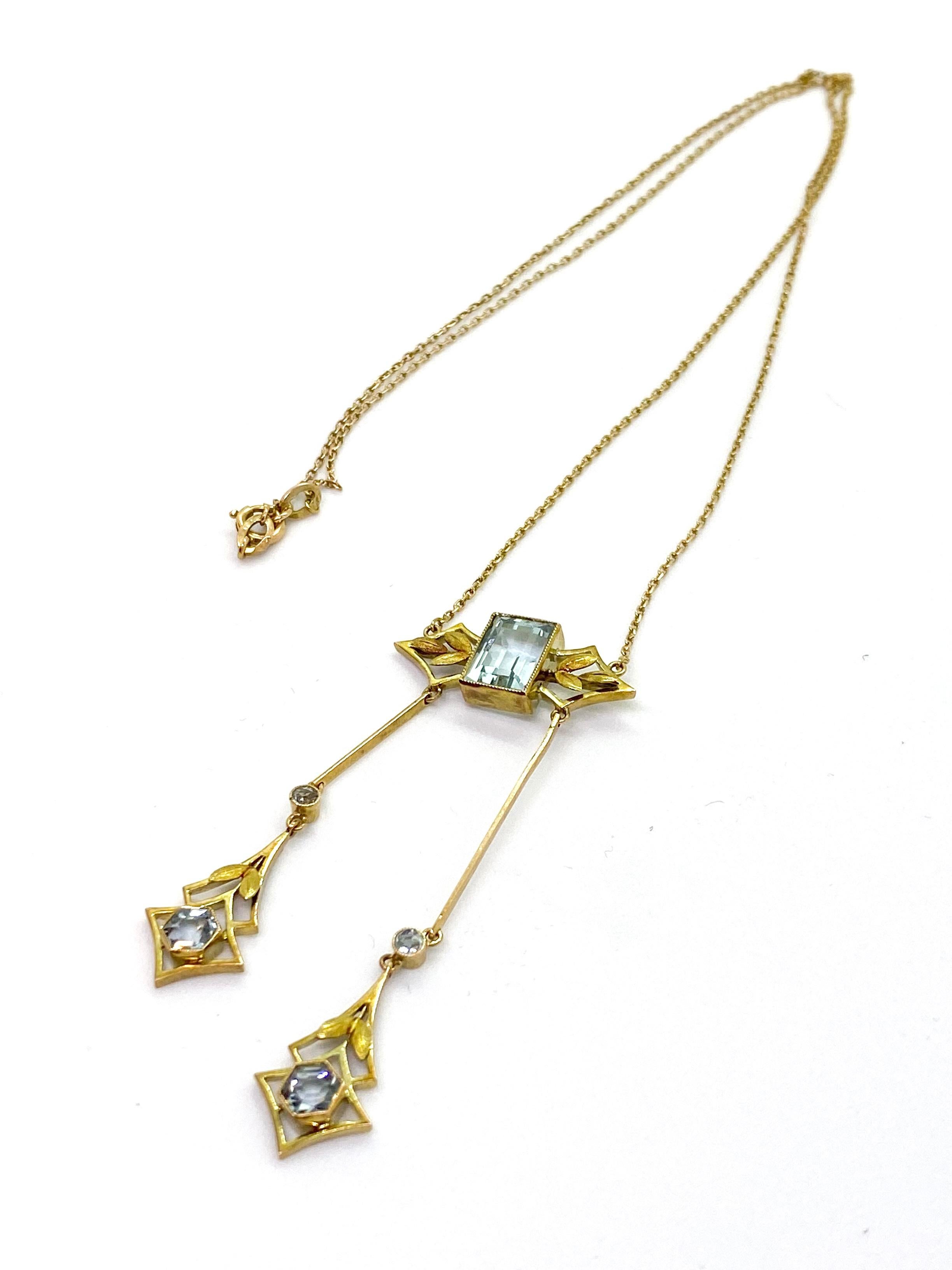 Russian Empire 14 Carat Yellow Gold Art Deco Aquamarine Pendant Necklace For Sale