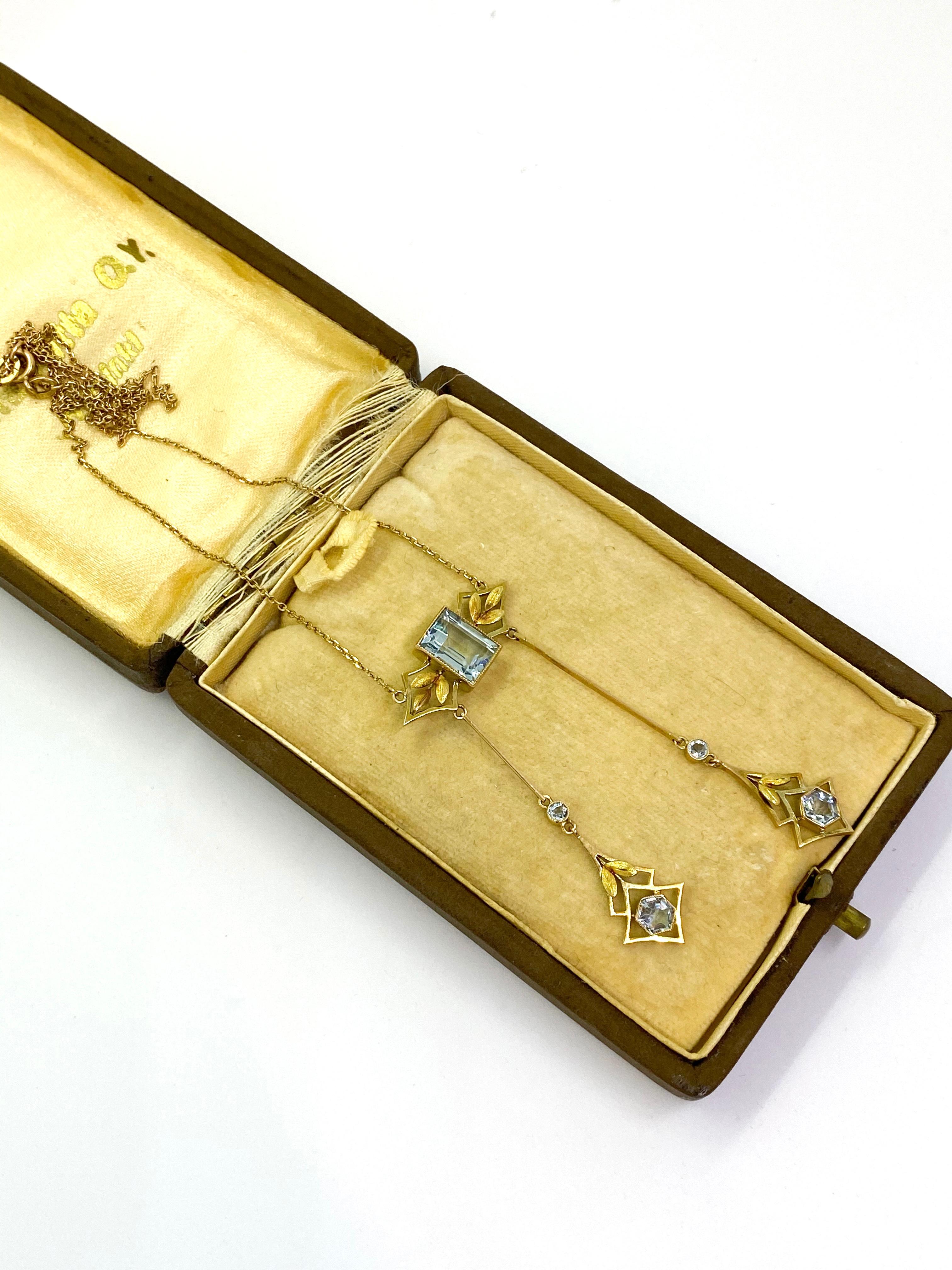 14 Carat Yellow Gold Art Deco Aquamarine Pendant Necklace In Good Condition For Sale In Orimattila, FI