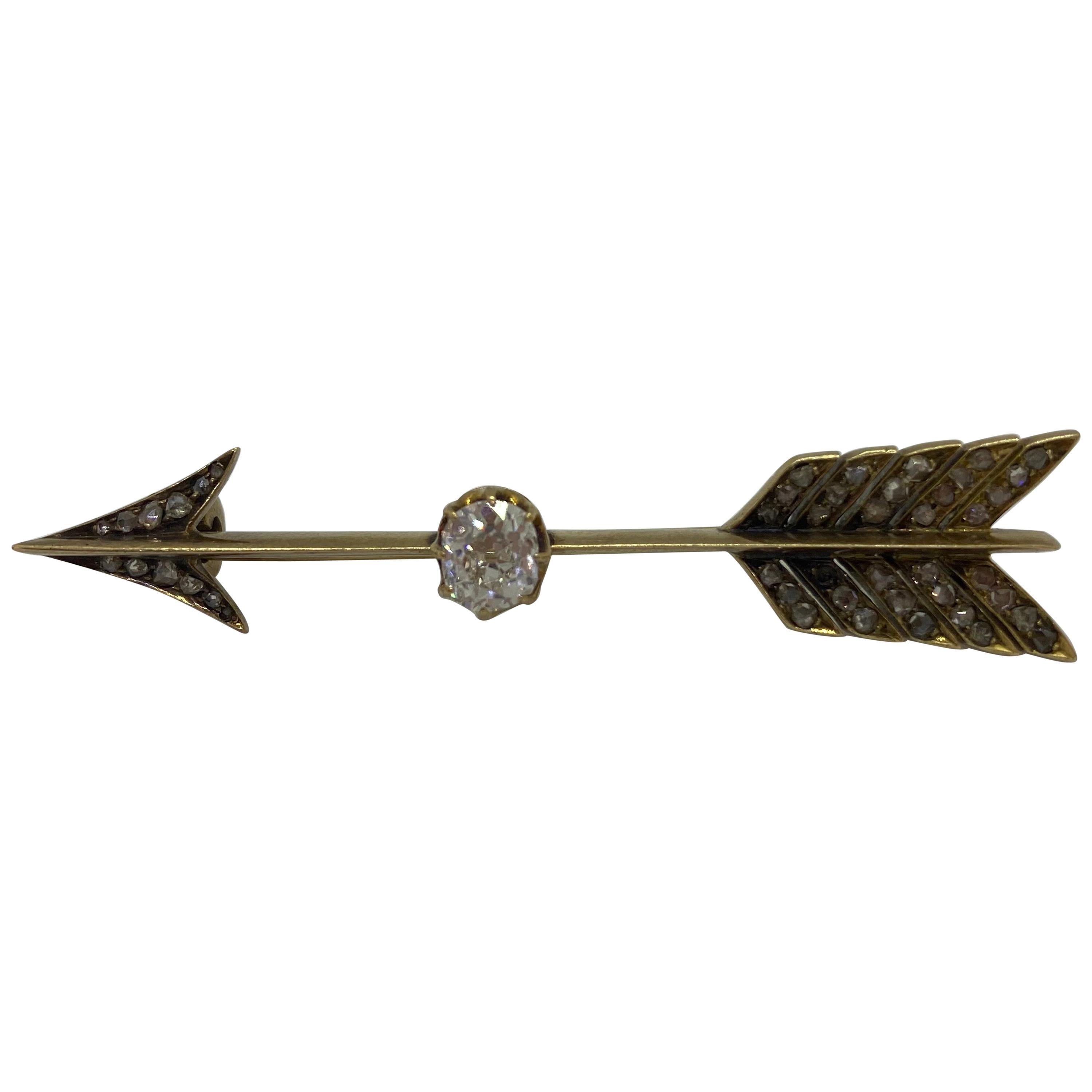 14 Karat Yellow Gold Russia Rose Cut Stones Diamond Arrow Brooch For Sale