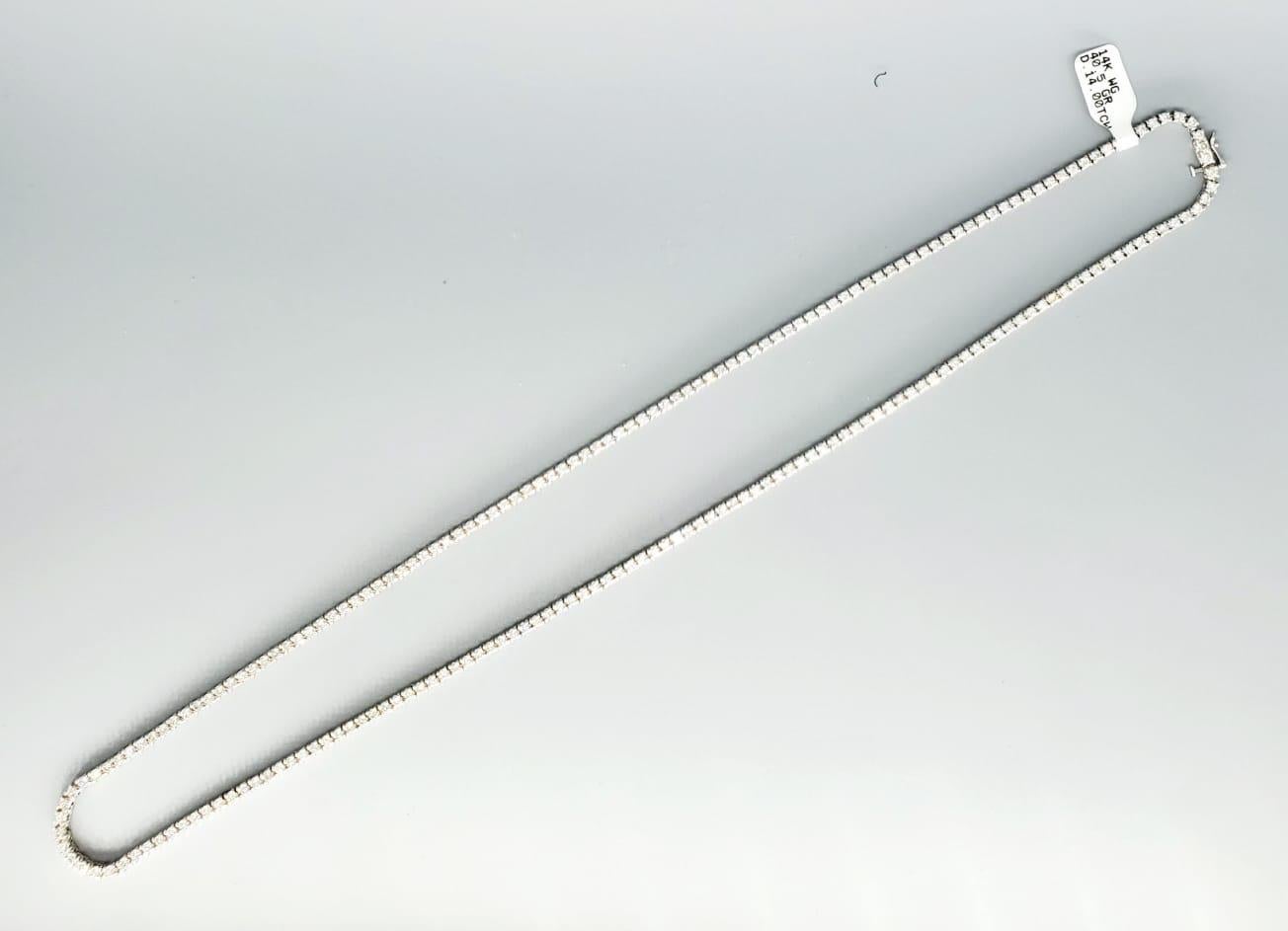 Taglio rotondo Catena da tennis vintage con diamanti da 14,00 carati di peso totale in oro bianco in vendita