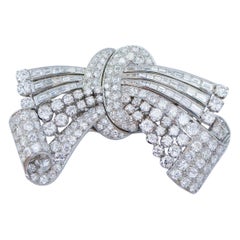 14 Carats Diamonds, Platinum Brooch.