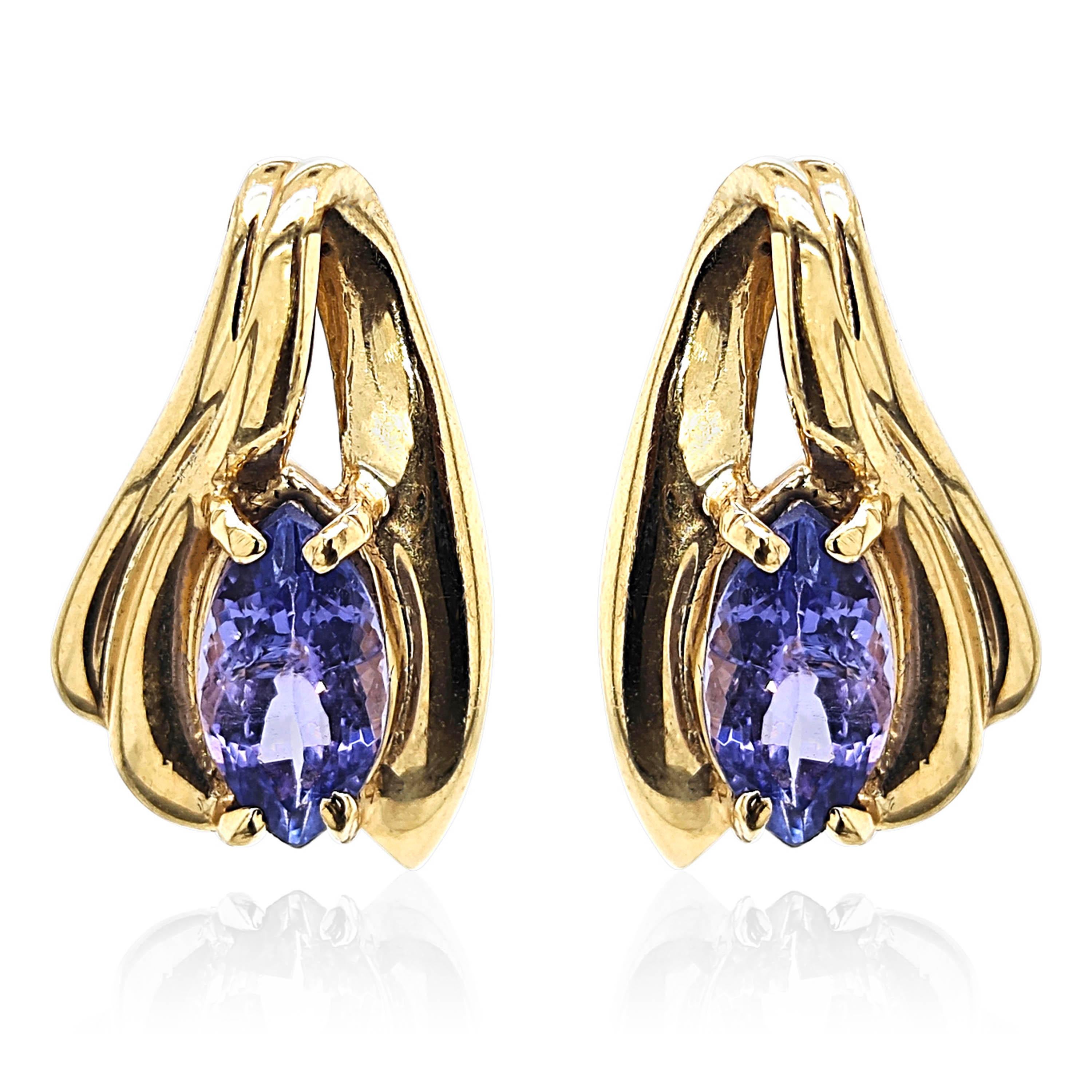 Marquise Cut 1.4 Carats Tanzanite Yellow Gold Necklace Enhancers For Sale