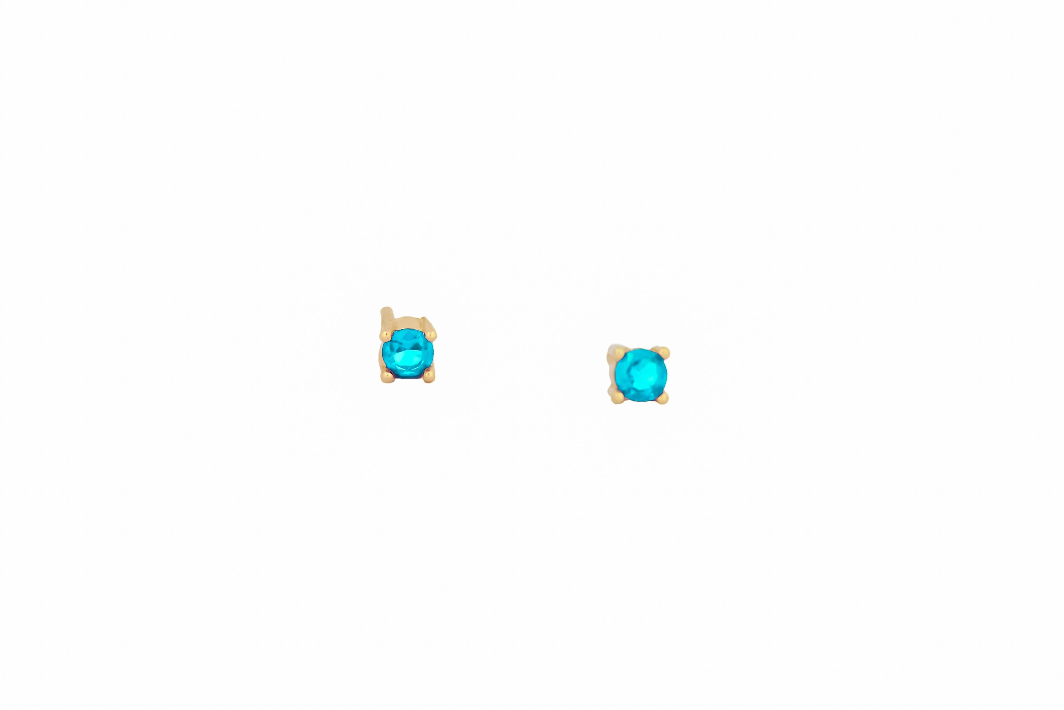 Round Cut 14 ct Gold Lab Paraiba Stud Earrings.  For Sale