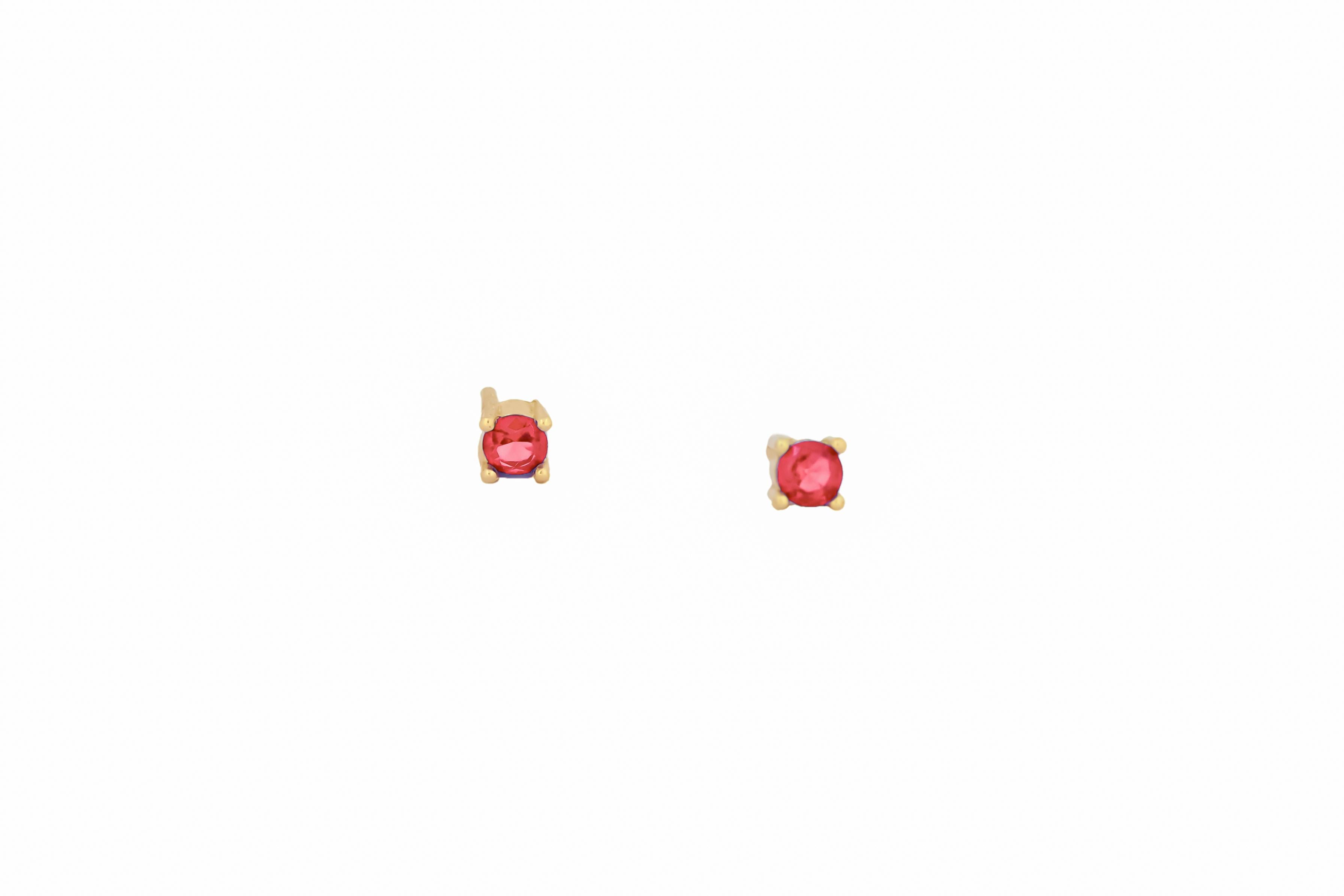 Round Cut 14 ct Gold Lab Ruby Stud Earrings.   For Sale