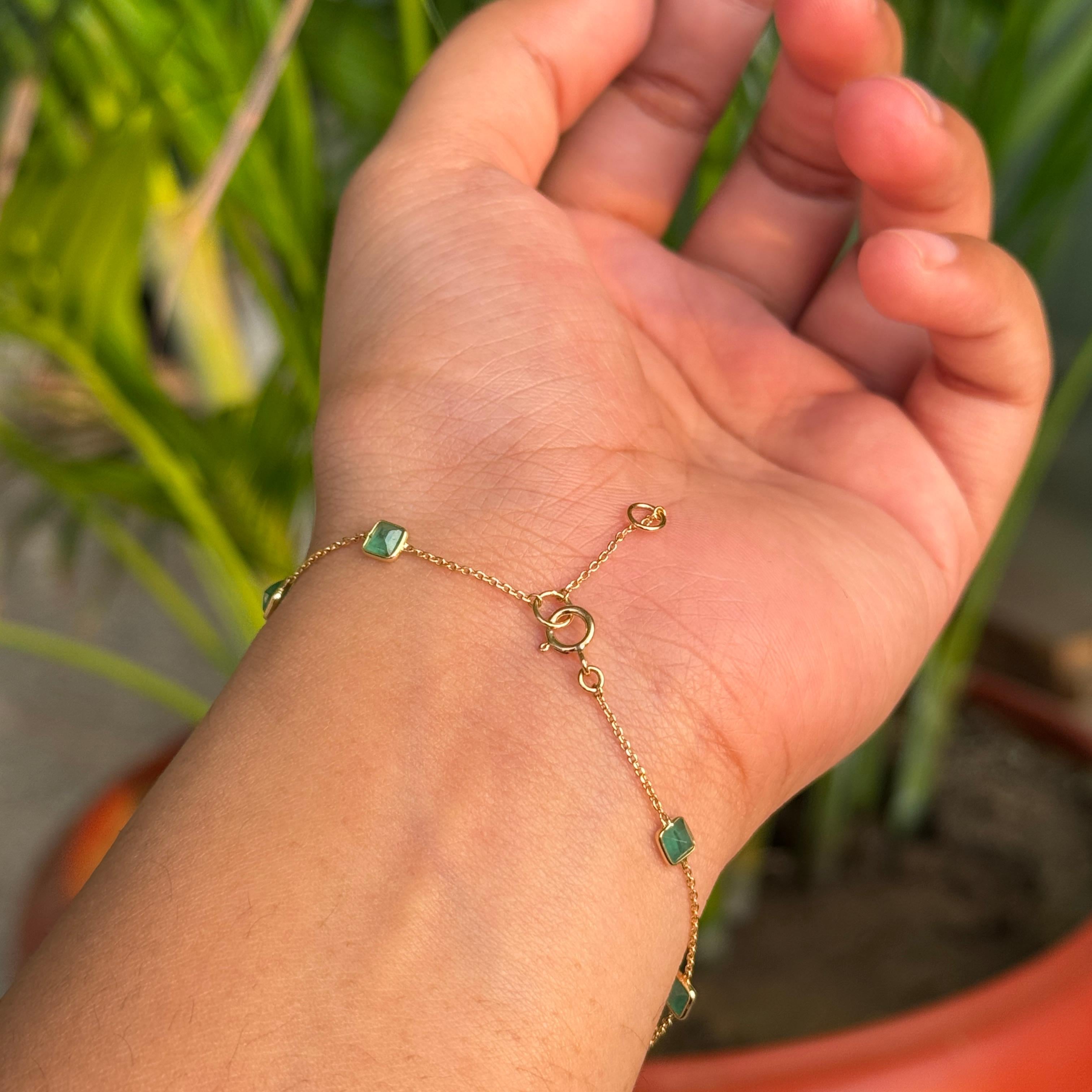 De las mujeres Pulsera de esmeralda cuadrada natural de 1,4 qt en oro amarillo de 18 quilates para regalo de Navidad en venta