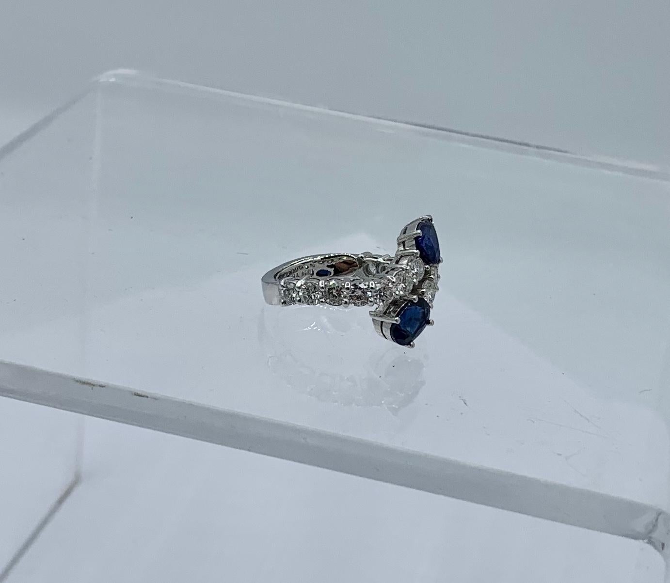1,4 Karat Königsblauer Saphir 1,4 Karat Diamant Schlange Crossover Ring 18 Karat Gold im Angebot 6