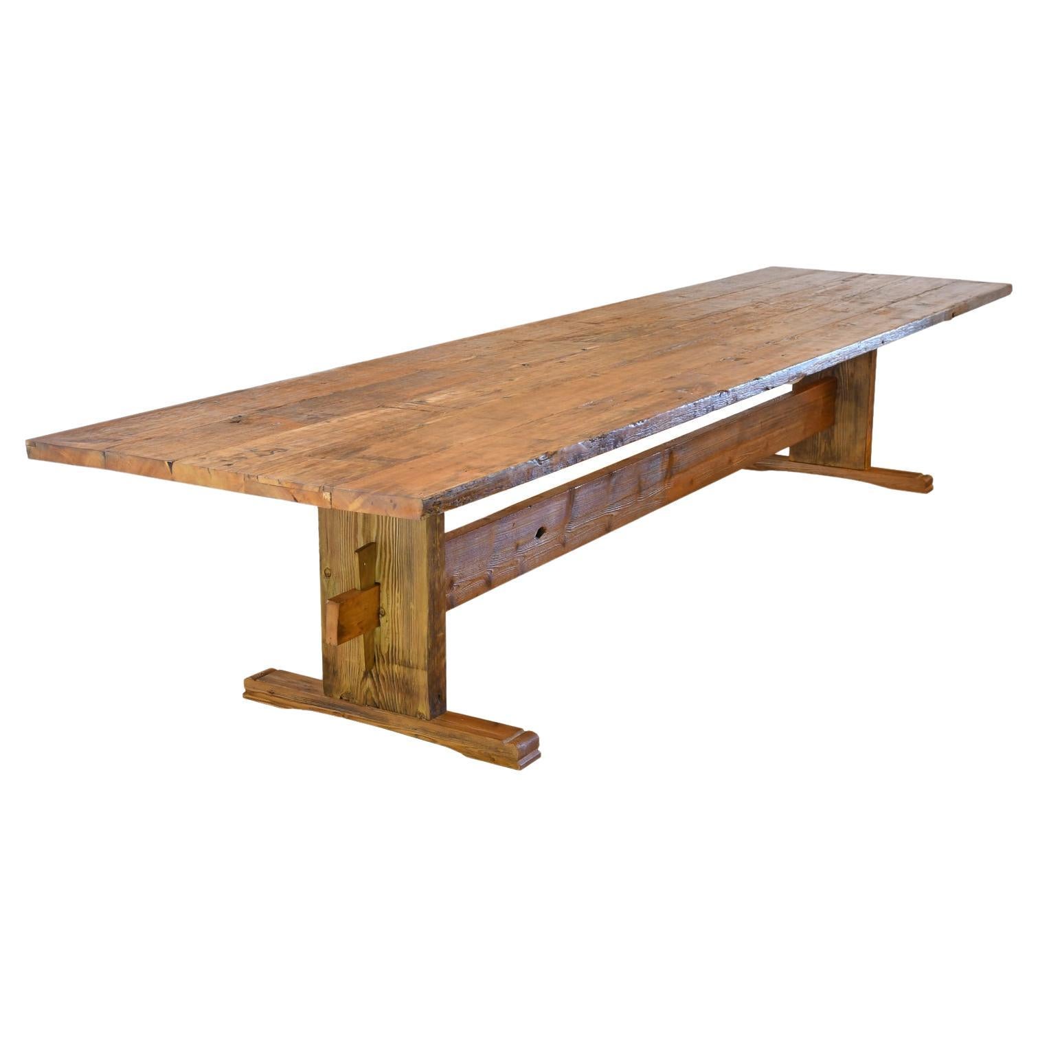 14' Long Bonnin Ashley Custom Farmhouse Dining Table in Repurposed Antique Pine (table à manger en pin ancien recyclé)  en vente