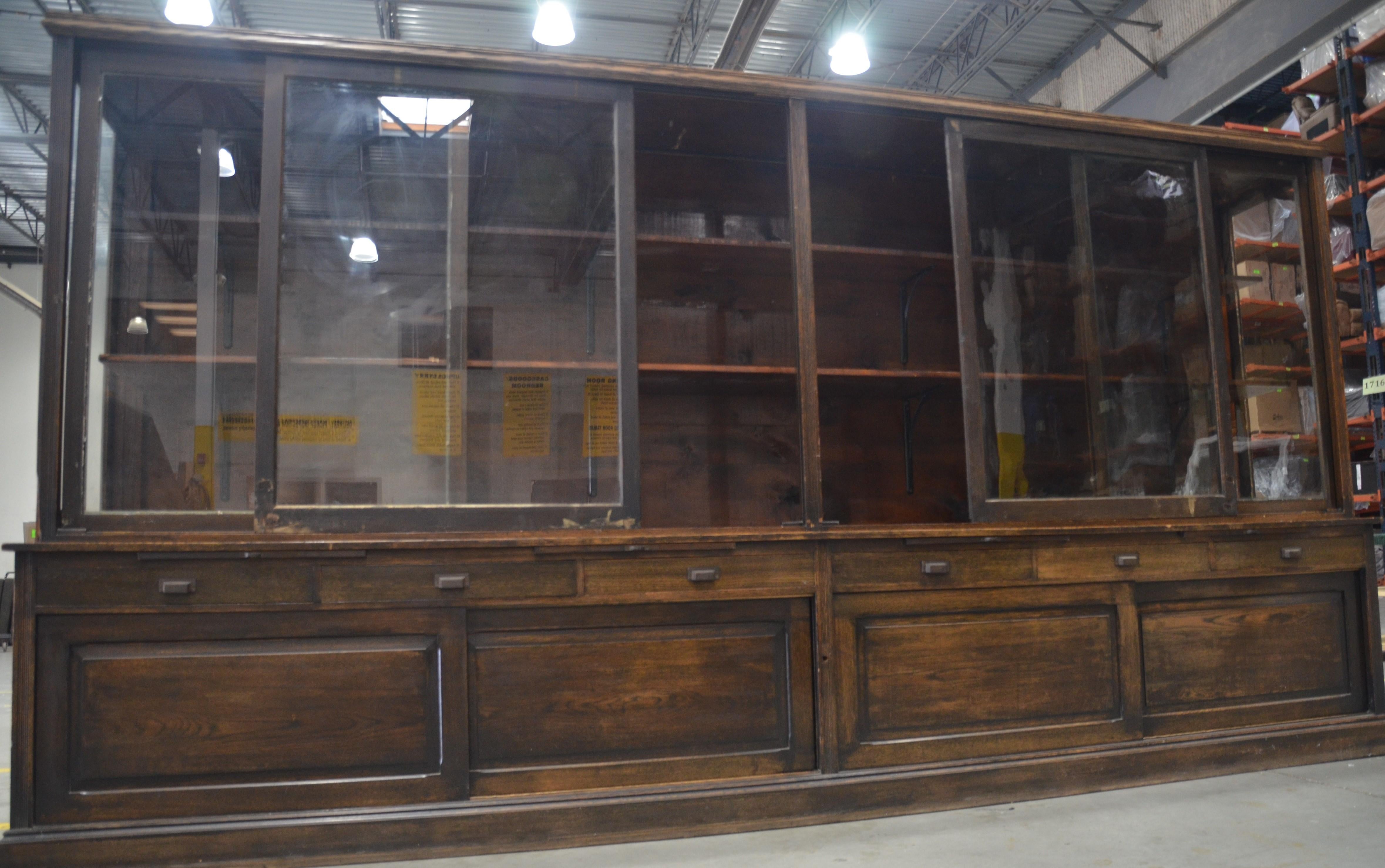 14 Foot Oak General Store Showcase Display Cabinet  or Back Bar In Good Condition For Sale In New York, NY