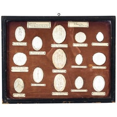 14 Intaglios en plâtre encadrés Sceaux médiévaux Collection Staunton:: 20e siècle