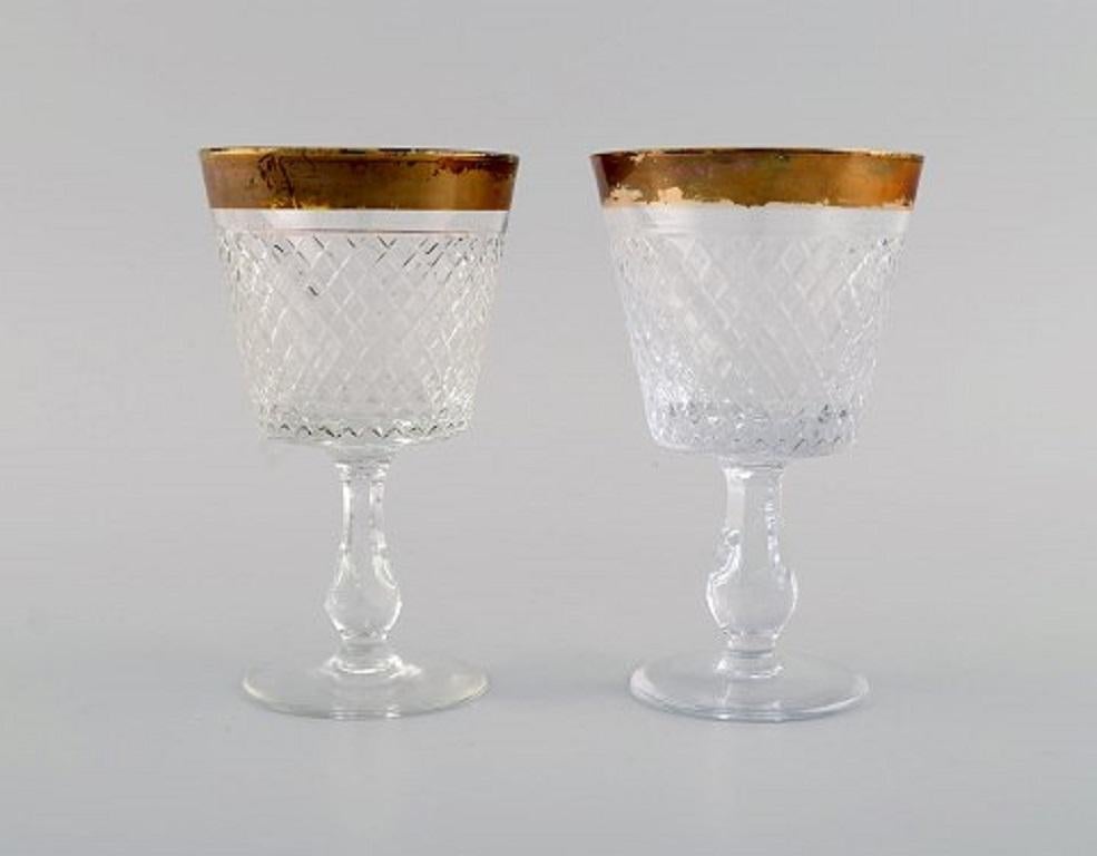 14 Glasses in Mouth-Blown Crystal Glass with Gold Edge, France, 1930s In Good Condition For Sale In Copenhagen, DK