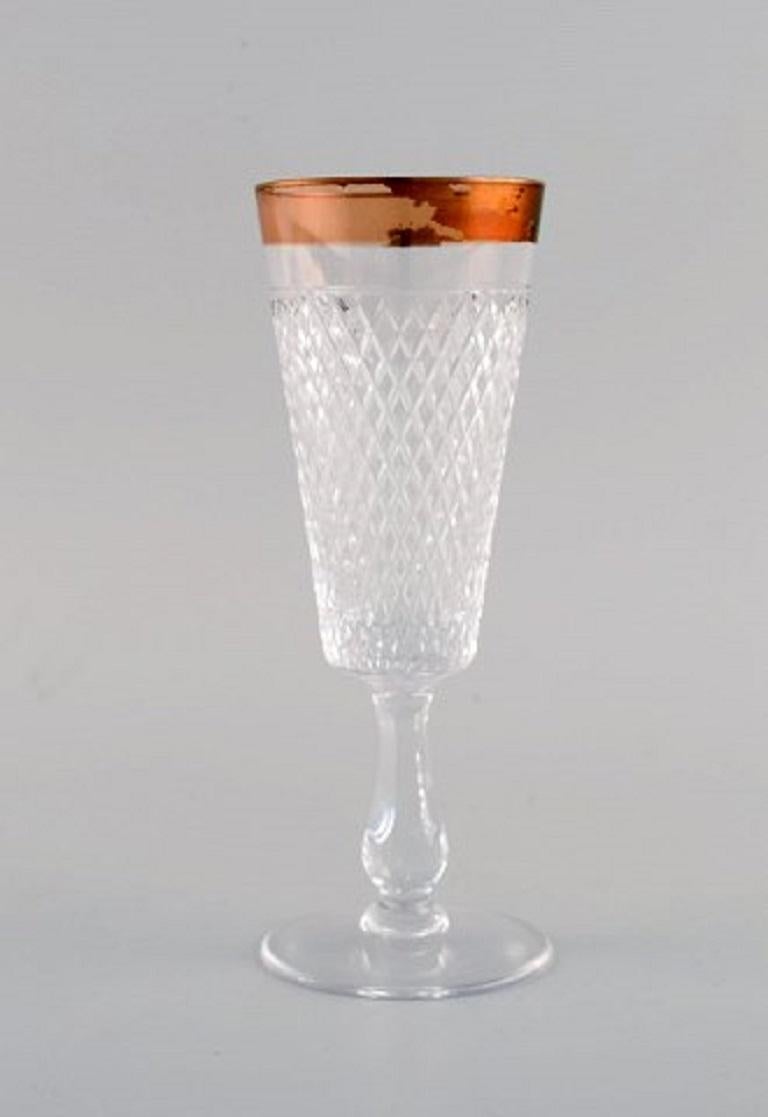 14 Glasses in Mouth-Blown Crystal Glass with Gold Edge, France, 1930s For Sale 1
