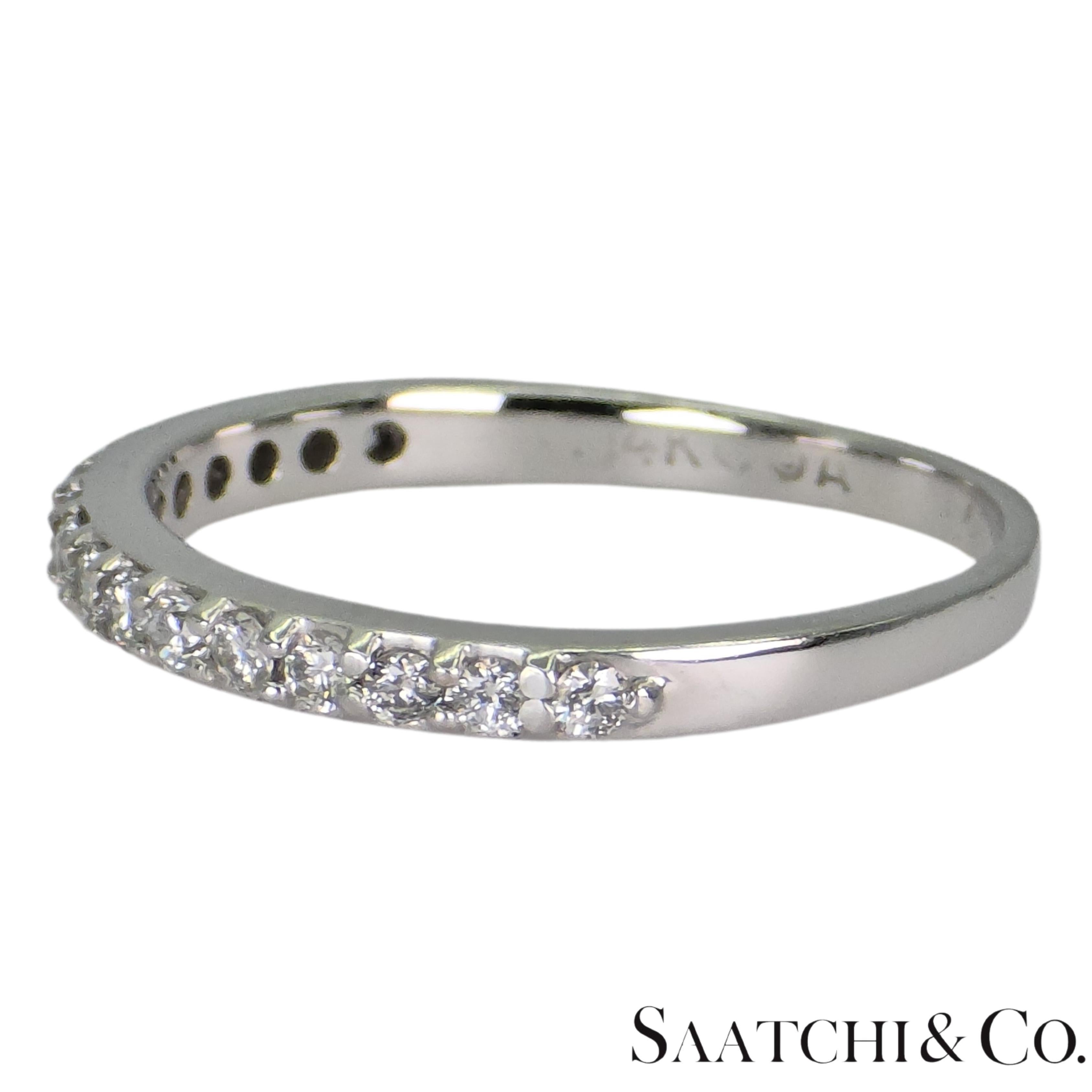 Taille ronde Jonc en or blanc 14 k 585 diamants naturels blancs en vente