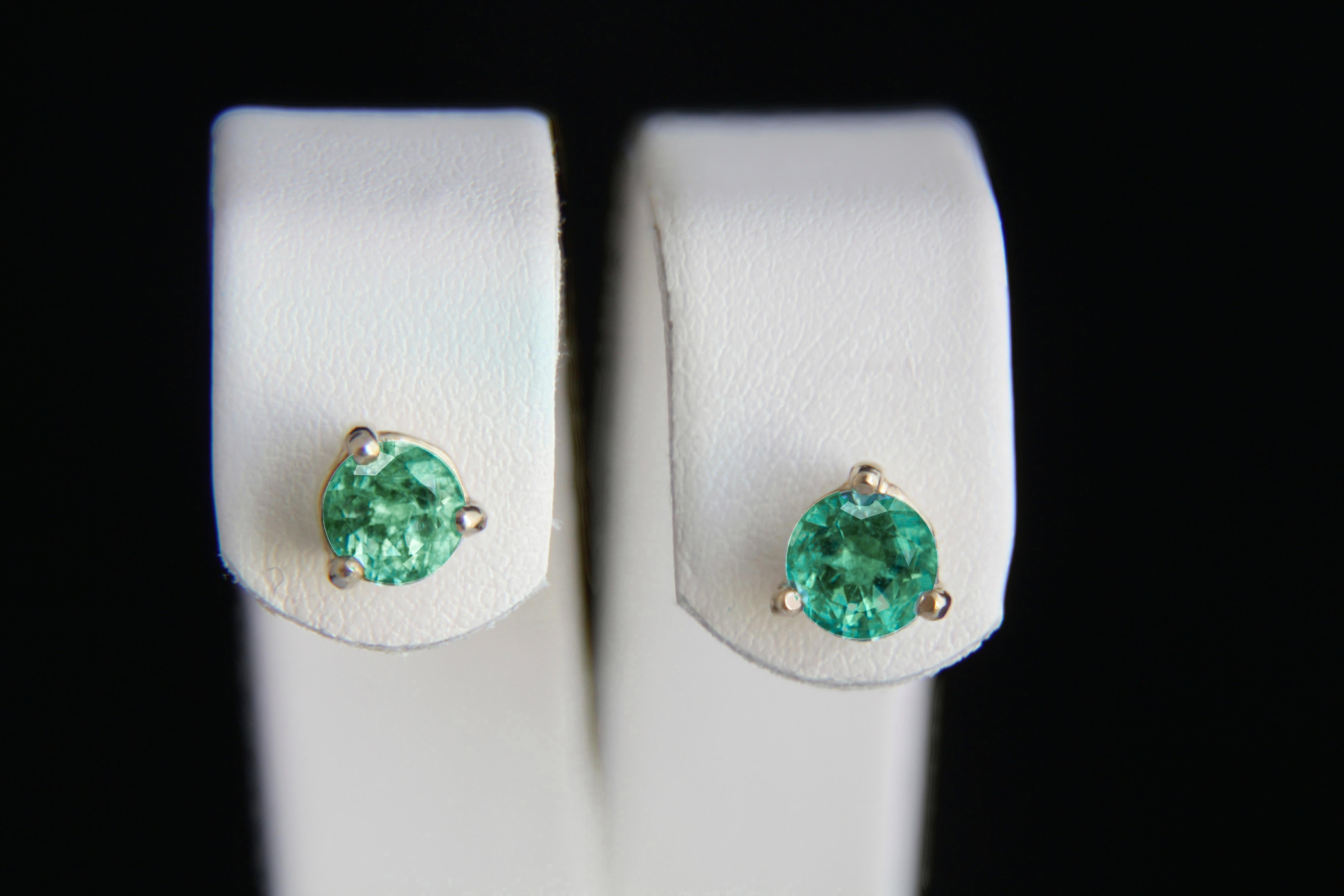 Women's 14 K Gold Earrings with Emeralds For Sale