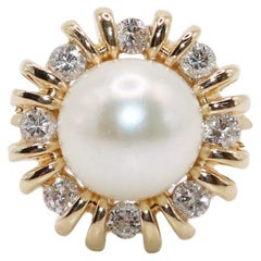 14 K Gold Pearl Diamond Ring