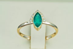 14K Gold Ring with Marquise Emerald and Diamonds