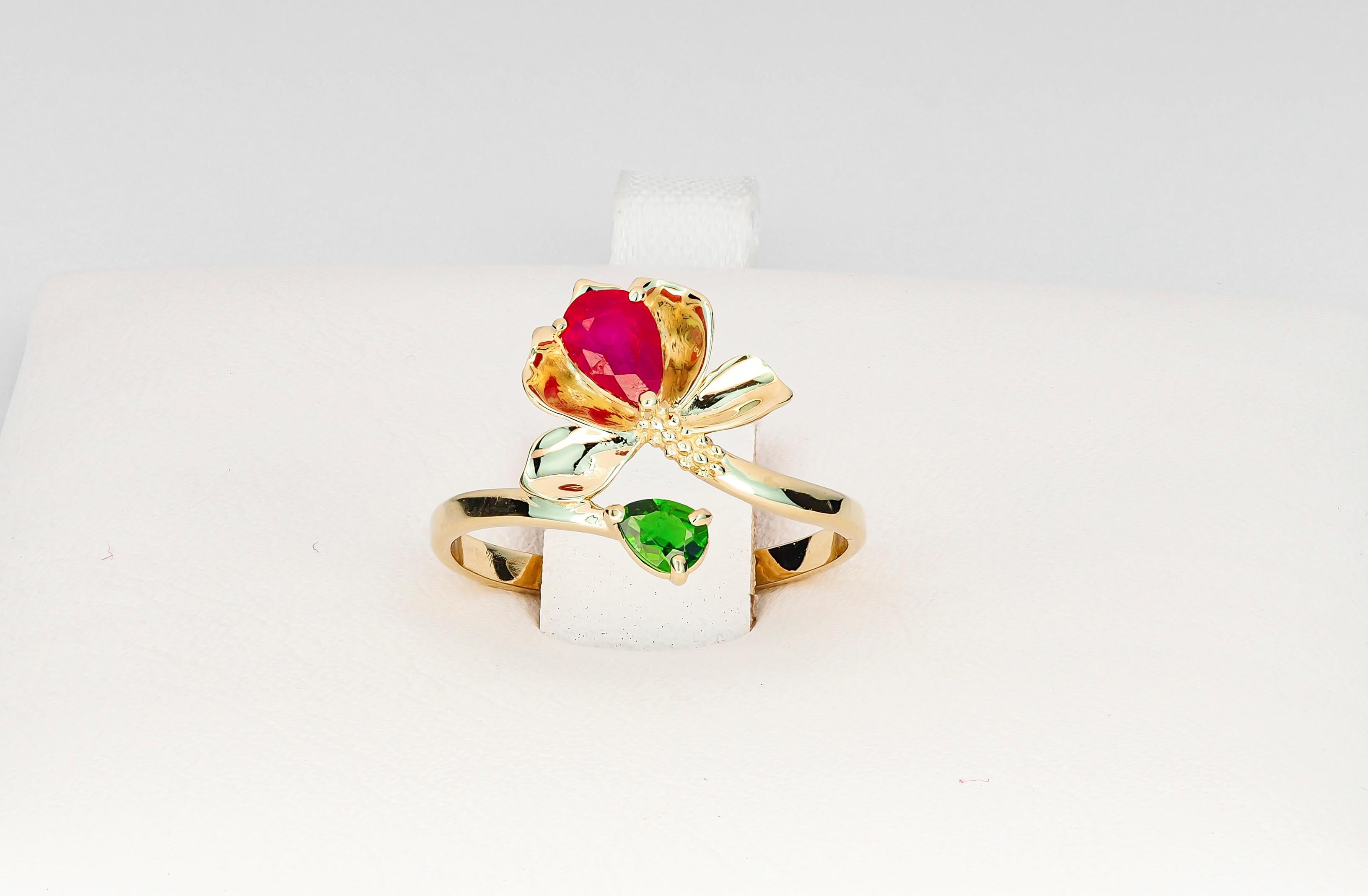 For Sale:  14 K Gold Ring with Ruby and Chrome Diopside. Water Lily Flower Gold Ring! 4