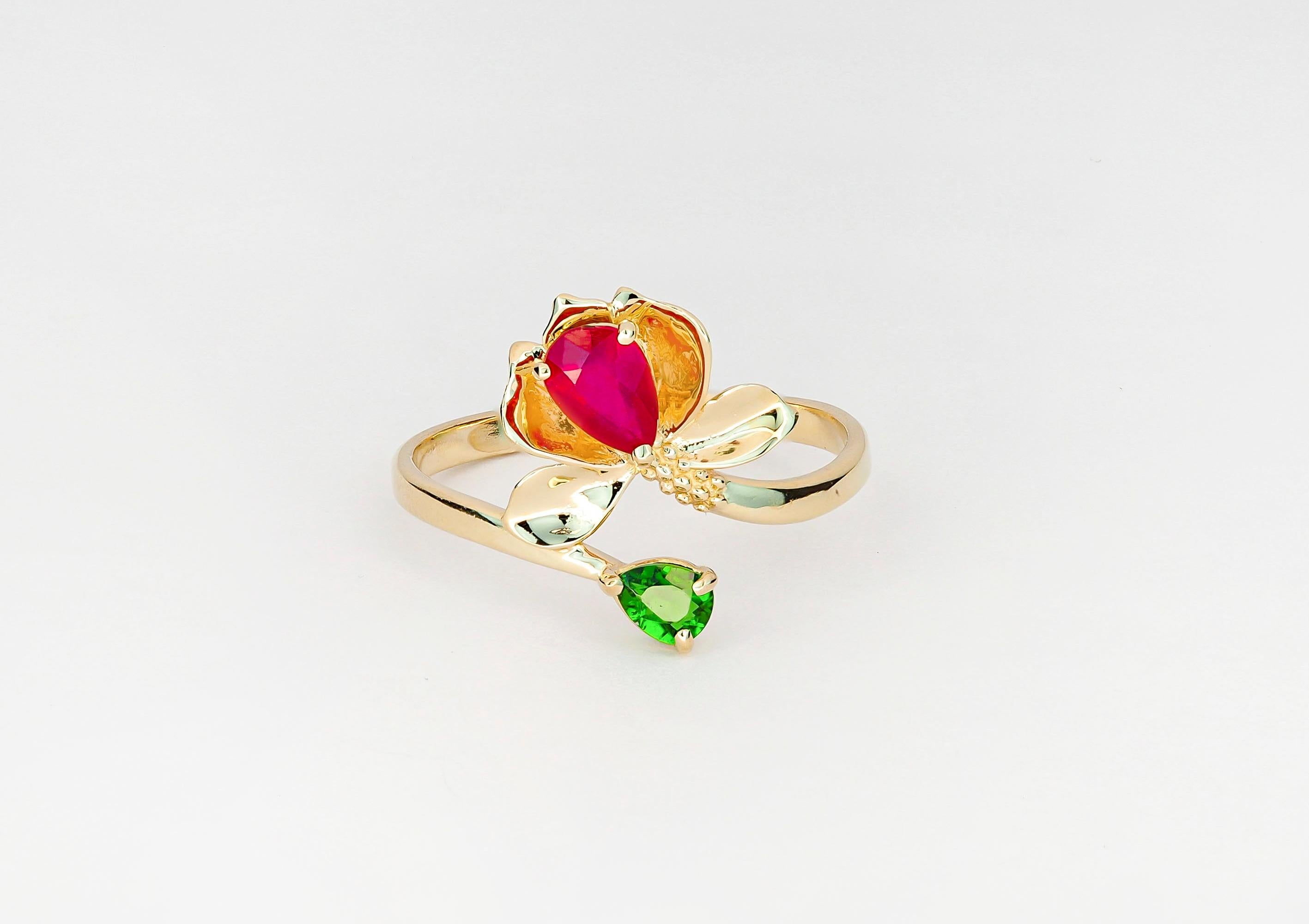 For Sale:  14 K Gold Ring with Ruby and Chrome Diopside. Water Lily Flower Gold Ring! 6