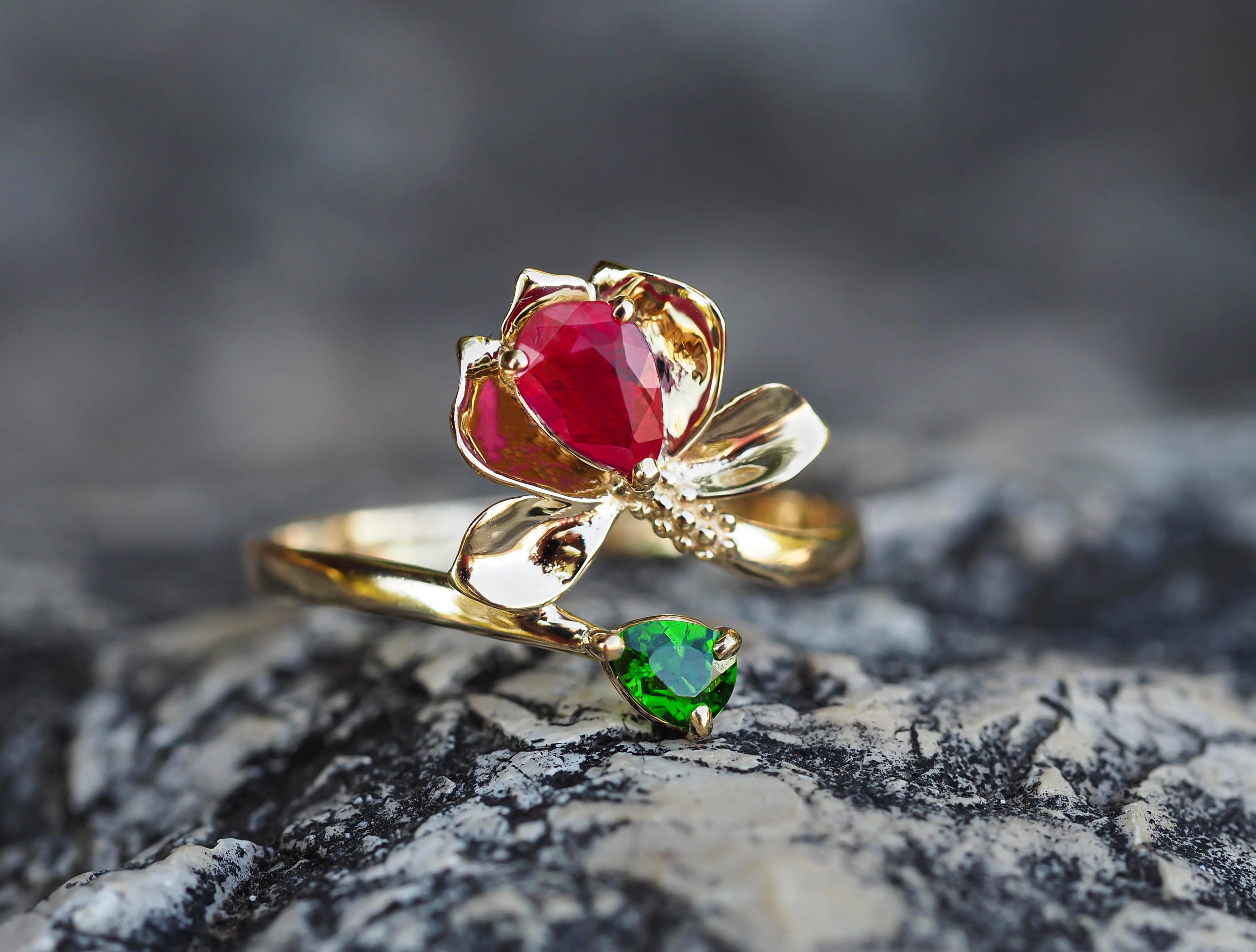 For Sale:  14 K Gold Ring with Ruby and Chrome Diopside. Water Lily Flower Gold Ring! 9