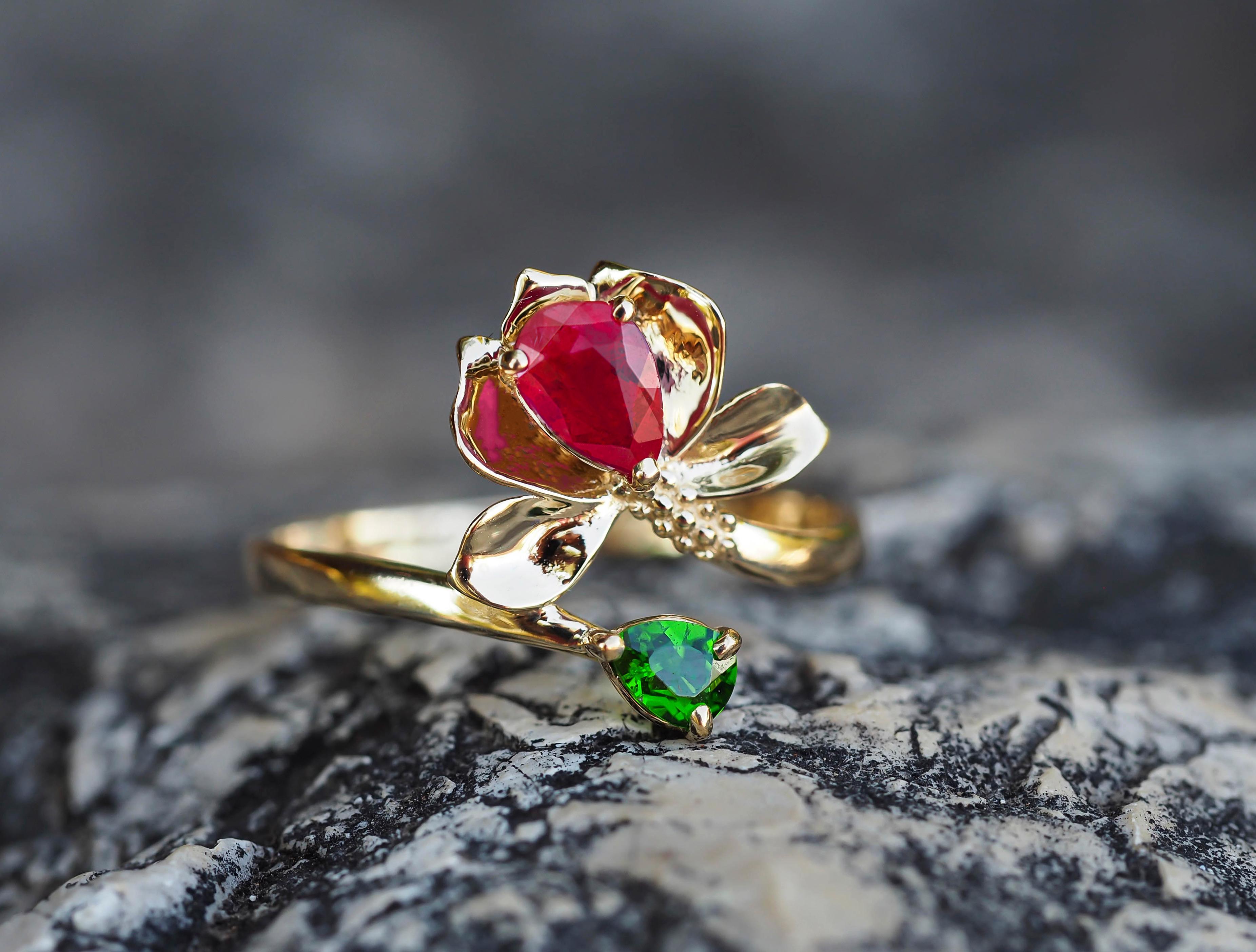 For Sale:  14K Gold Ring with Ruby and Chrome Diopside. 9