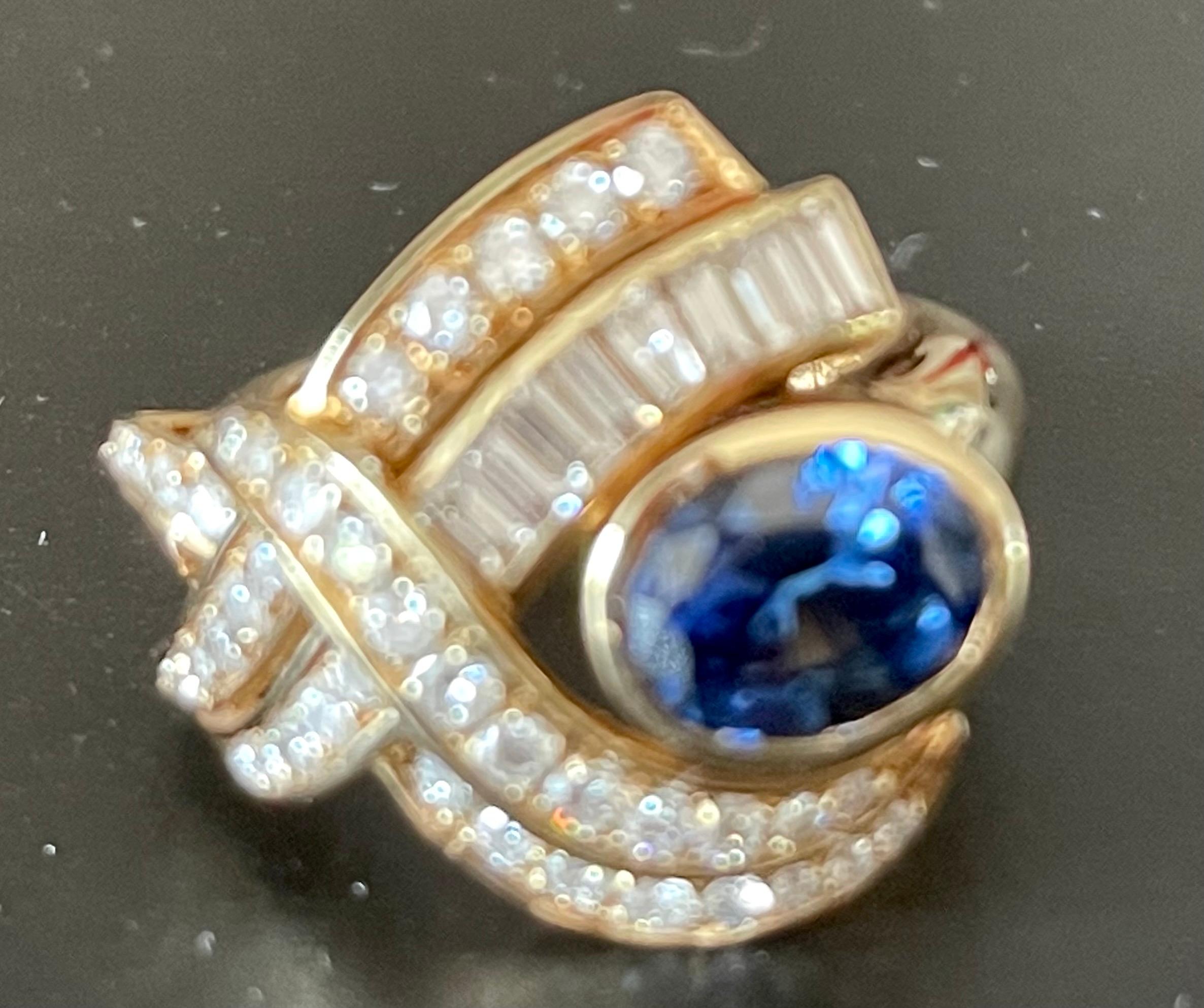 Brilliant Cut 14 K Yellow Gold 1980s Cocktail Ring Sapphire Diamonds For Sale