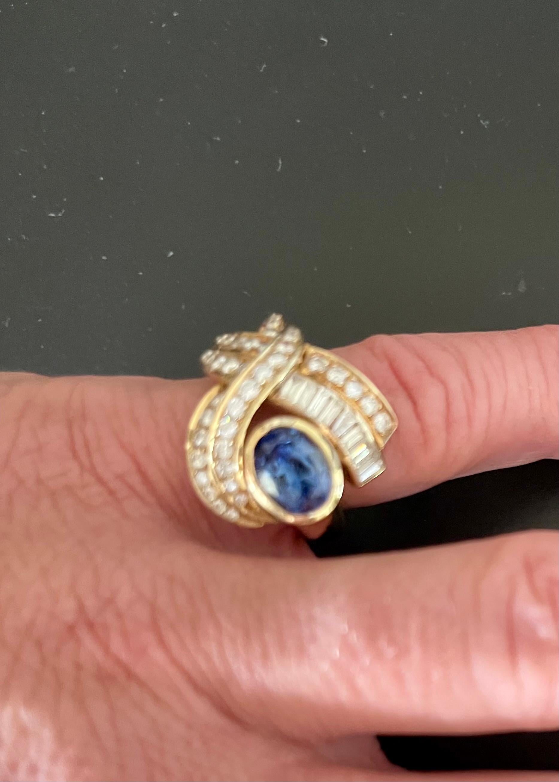 Women's or Men's 14 K Yellow Gold 1980s Cocktail Ring Sapphire Diamonds For Sale