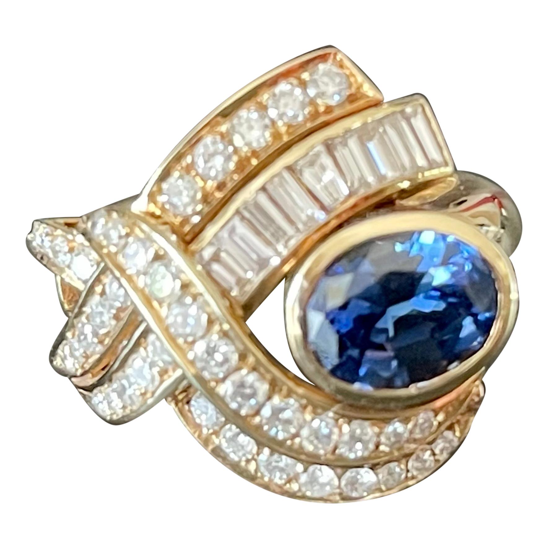 14 K Yellow Gold 1980s Cocktail Ring Sapphire Diamonds For Sale