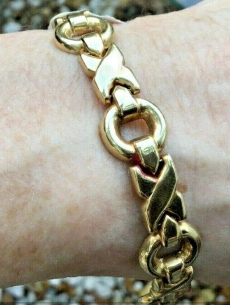 14 K Yellow Gold "X" and "O" Bracelet For Sale at 1stDibs