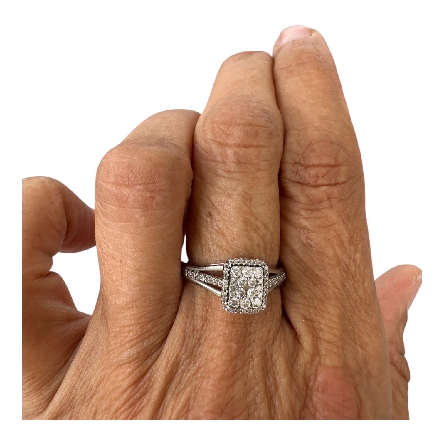 14 karat 1.00 carat diamond halo ring white gold im Angebot 8