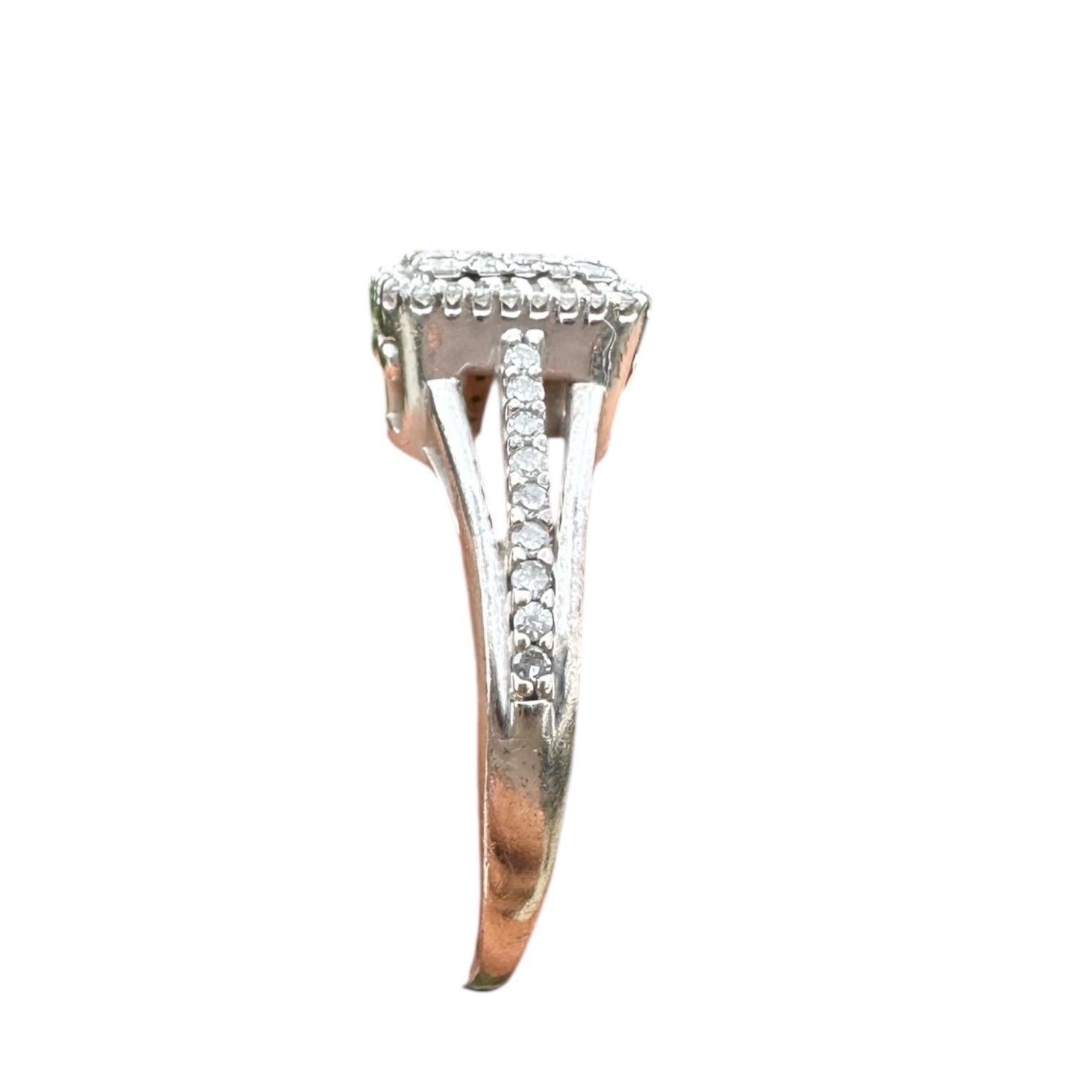 14 karat 1.00 carat diamond halo ring white gold im Angebot 1