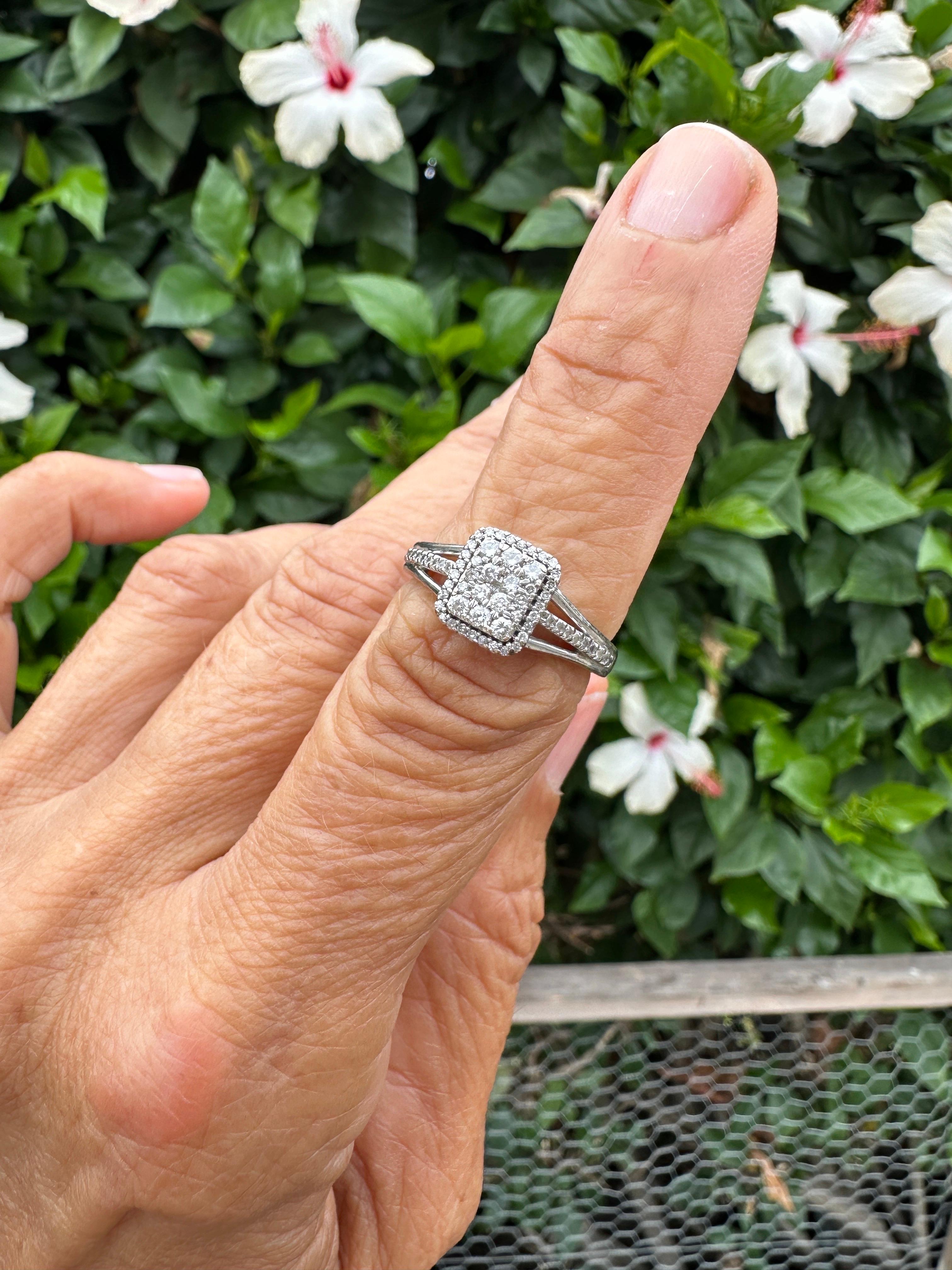 14 karat 1.00 carat diamond halo ring white gold im Angebot 2