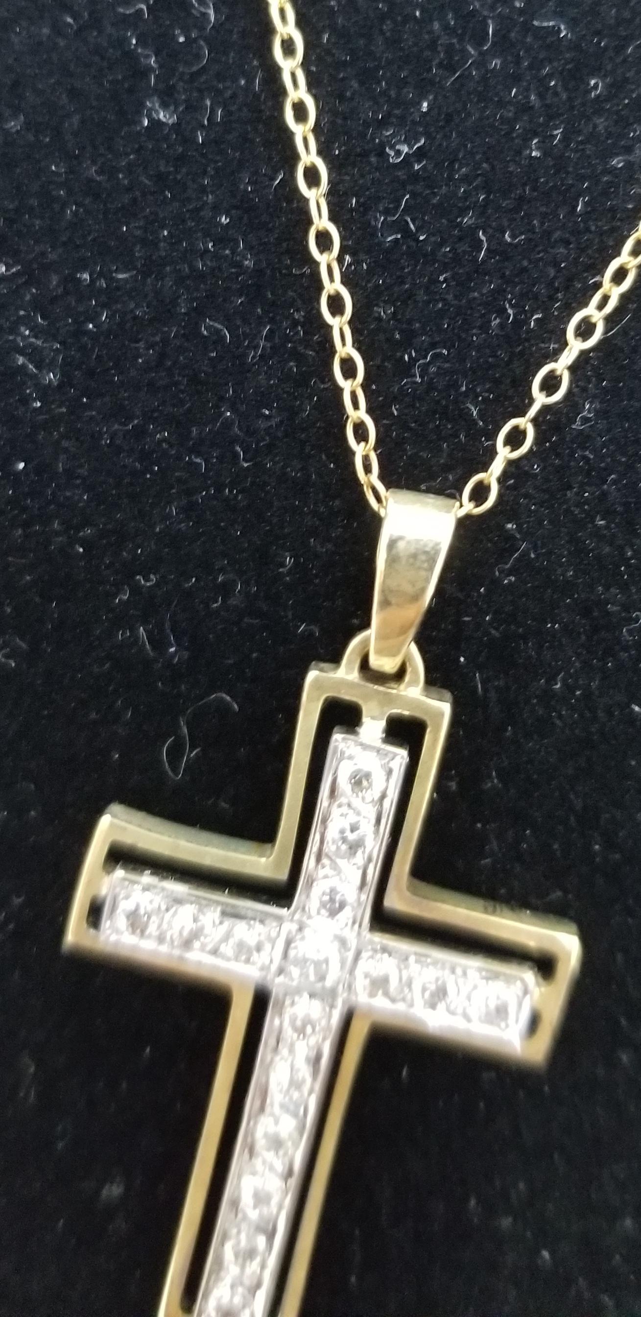 Women's or Men's 14 Karat 2-Tone Diamond Cross and Chain For Sale